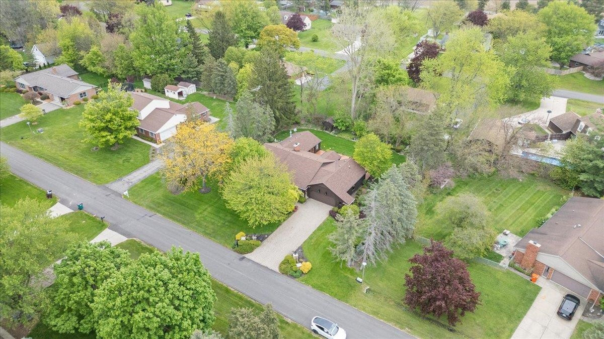 2338 Meadowdown Street, Owosso, MI 48867 — Photo 5