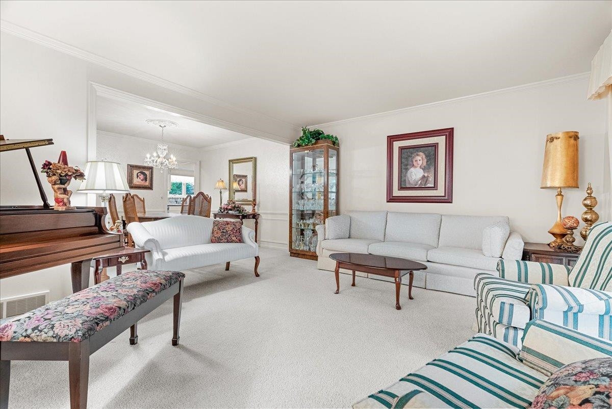 2338 Meadowdown Street, Owosso, MI 48867 — Photo 11