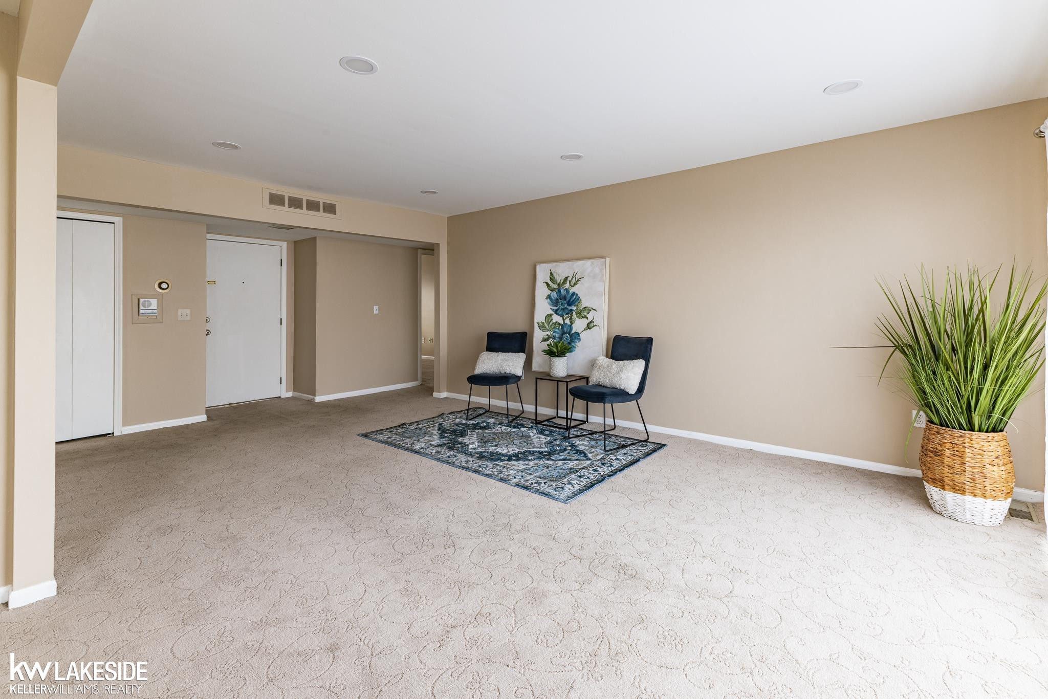 6322 Pepper Hill Street, West Bloomfield, MI — Photo 6