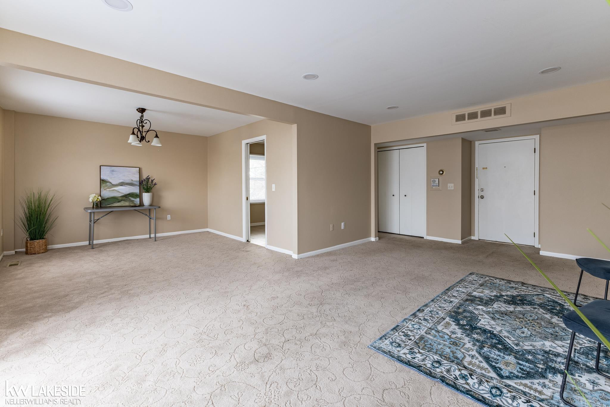 6322 Pepper Hill Street, West Bloomfield, MI — Photo 7