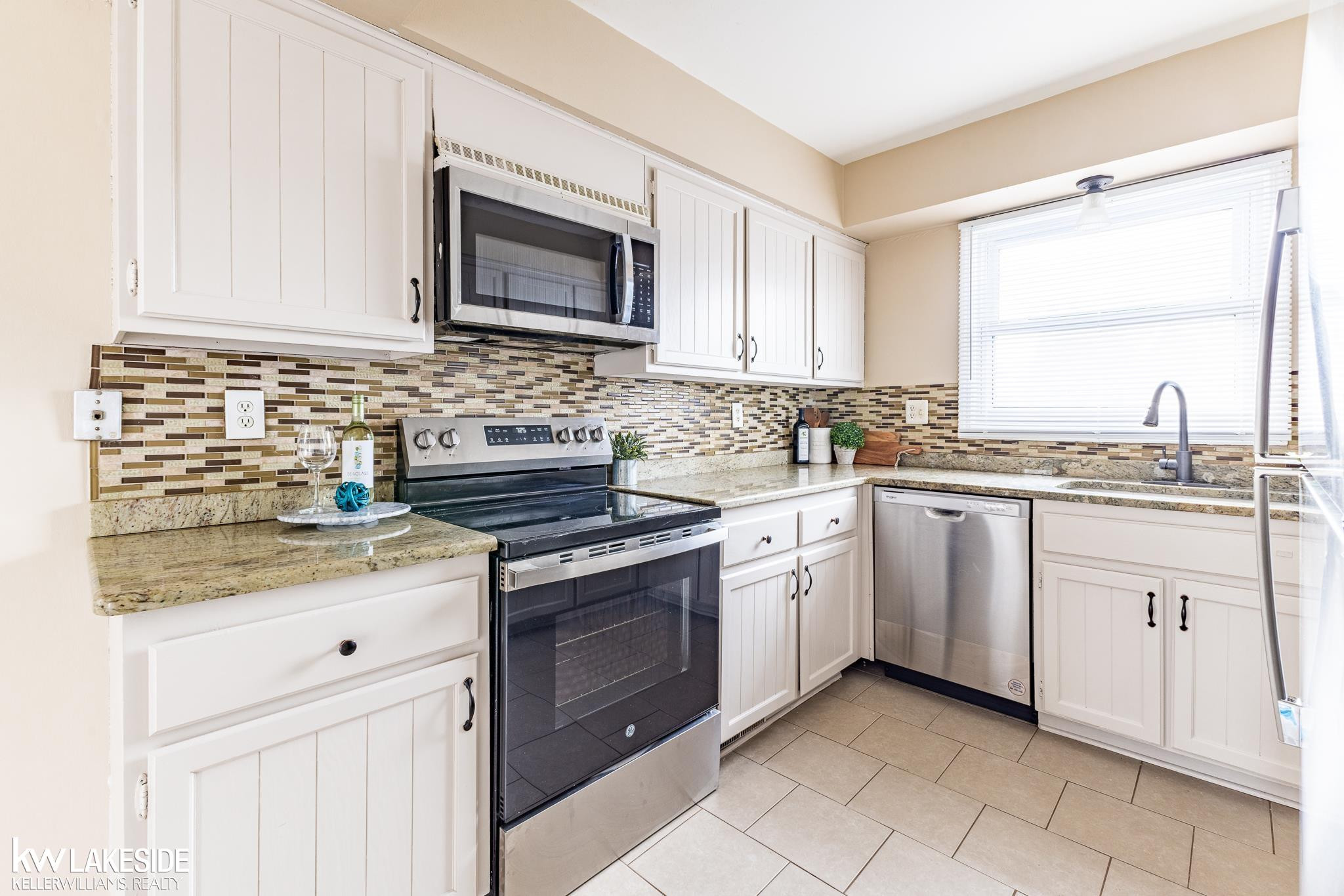 6322 Pepper Hill Street, West Bloomfield, MI — Photo 14