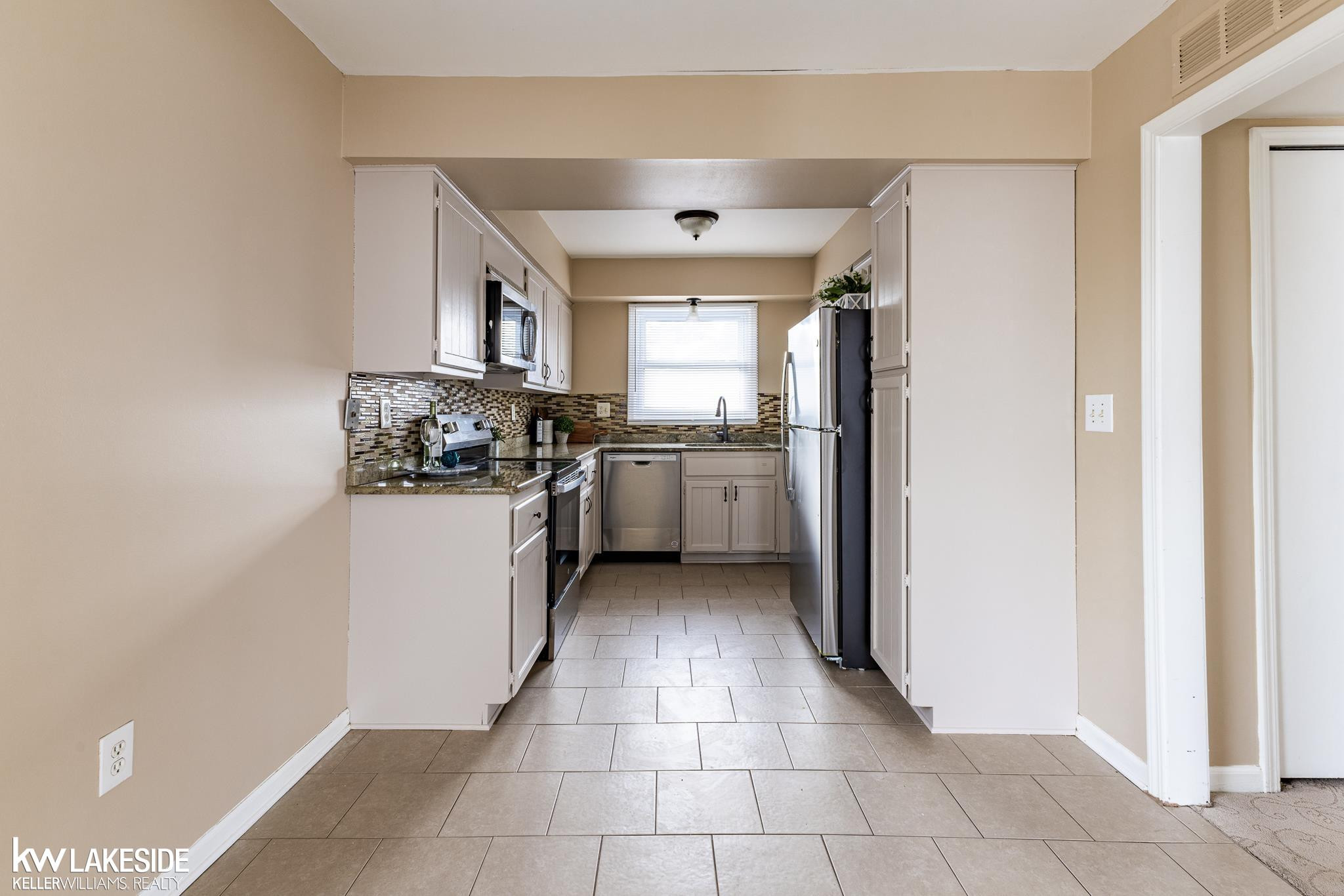 6322 Pepper Hill Street, West Bloomfield, MI — Photo 15