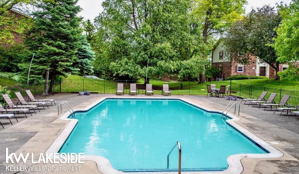 6322 Pepper Hill Street, West Bloomfield, MI — Photo 43