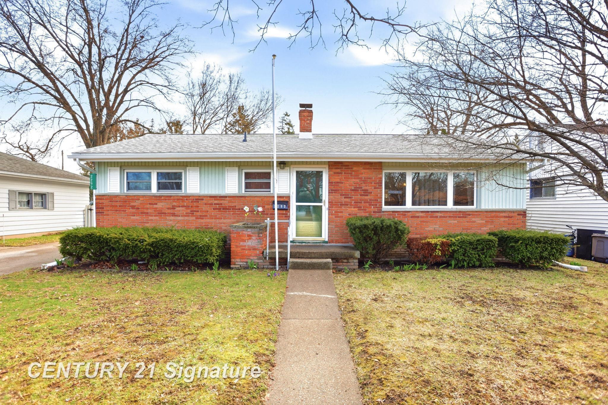 2292 Mayfield Street, Saginaw, MI 48602 — front exterior