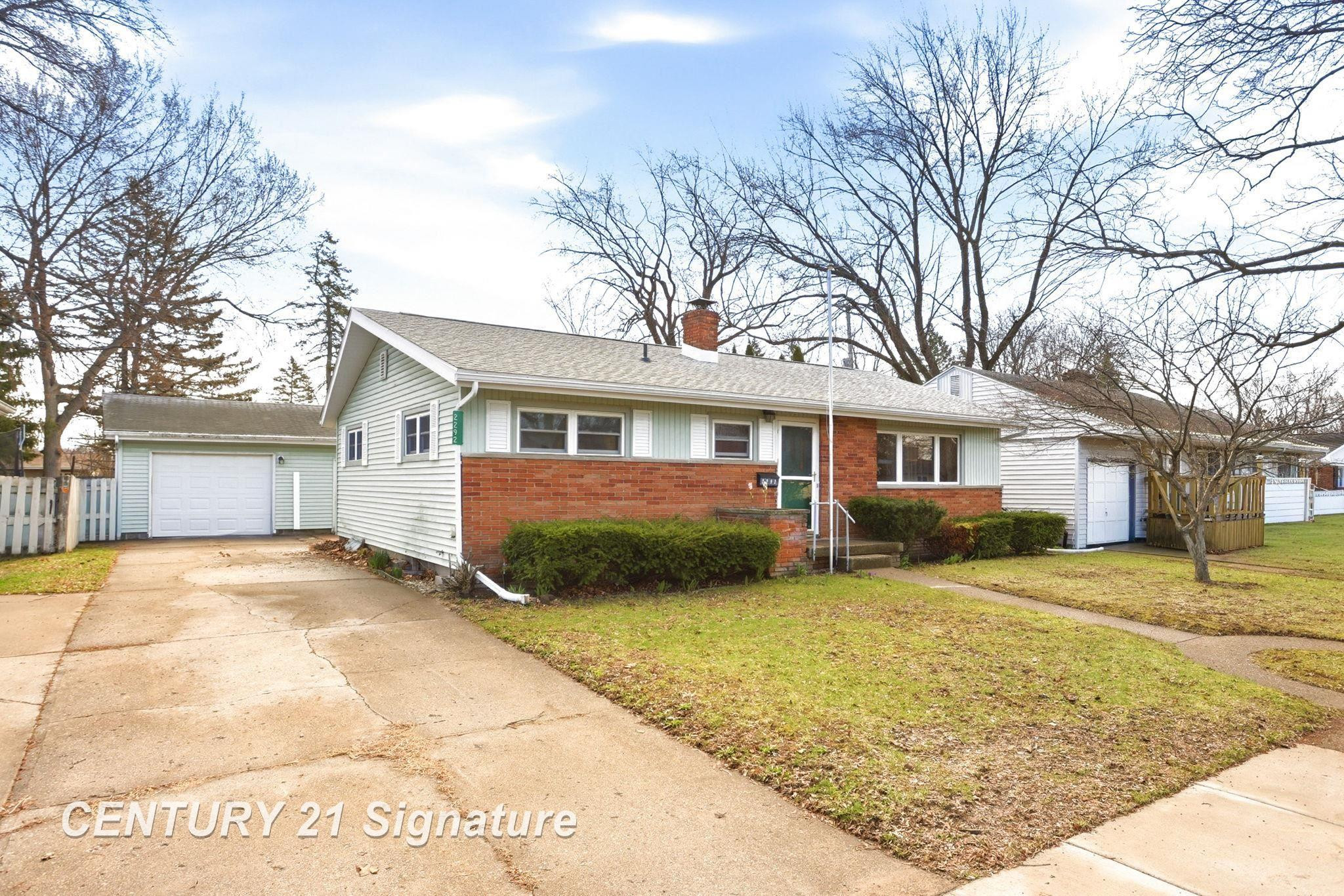 2292 Mayfield Street, Saginaw, MI 48602 — Photo 2