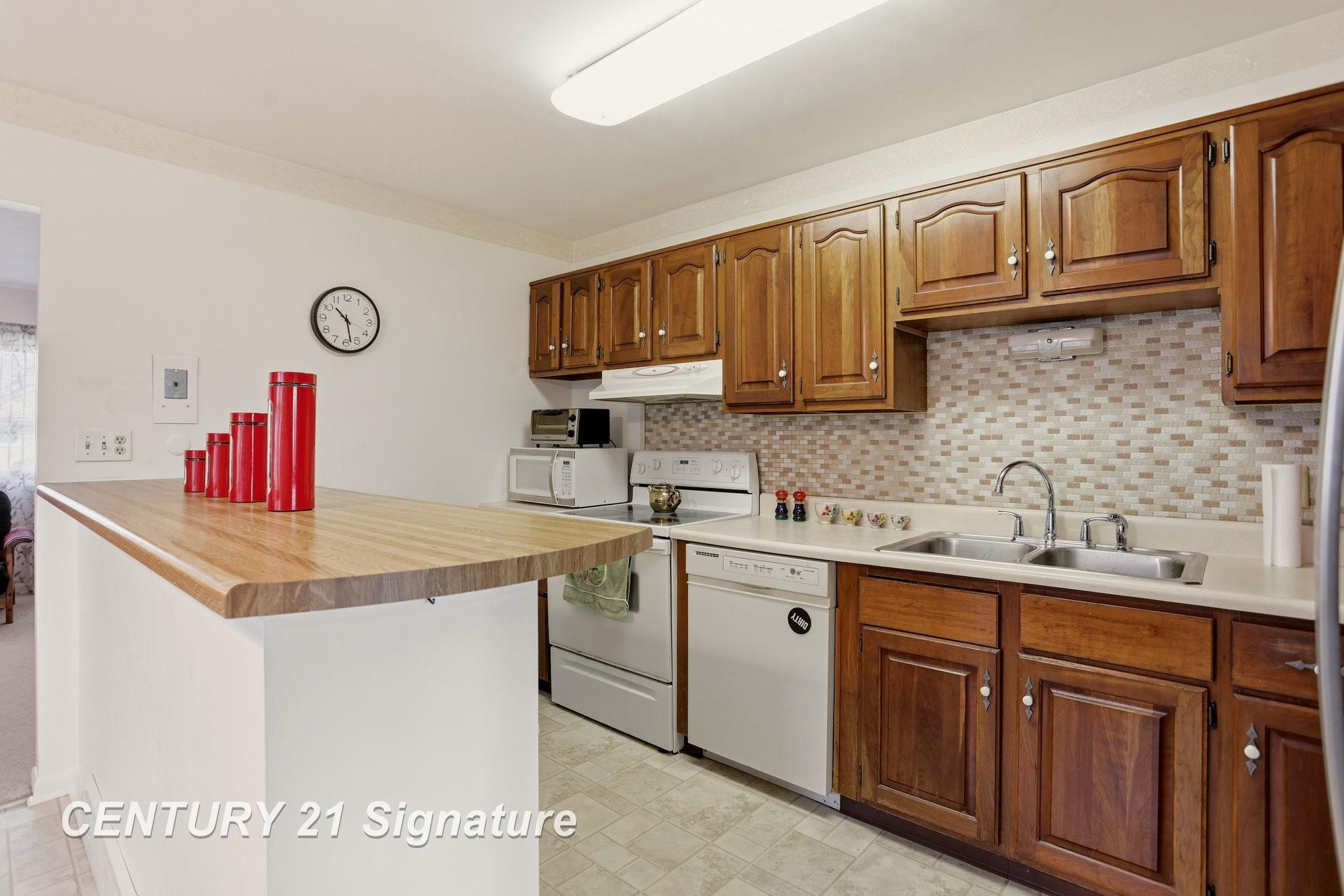 2292 Mayfield Street, Saginaw, MI 48602 — Photo 11