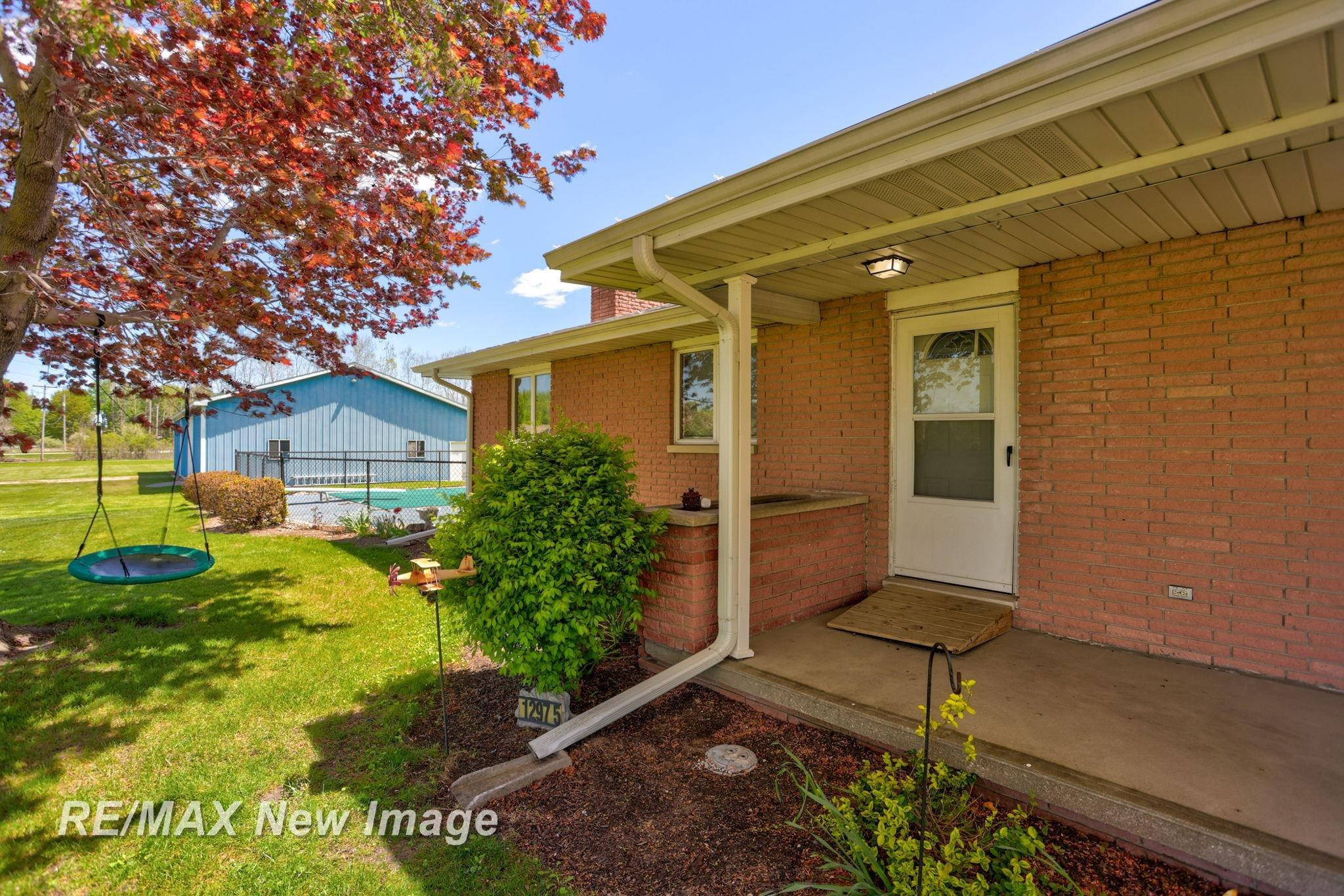 12975 Frost Road, Hemlock, MI 48626 — Photo 5