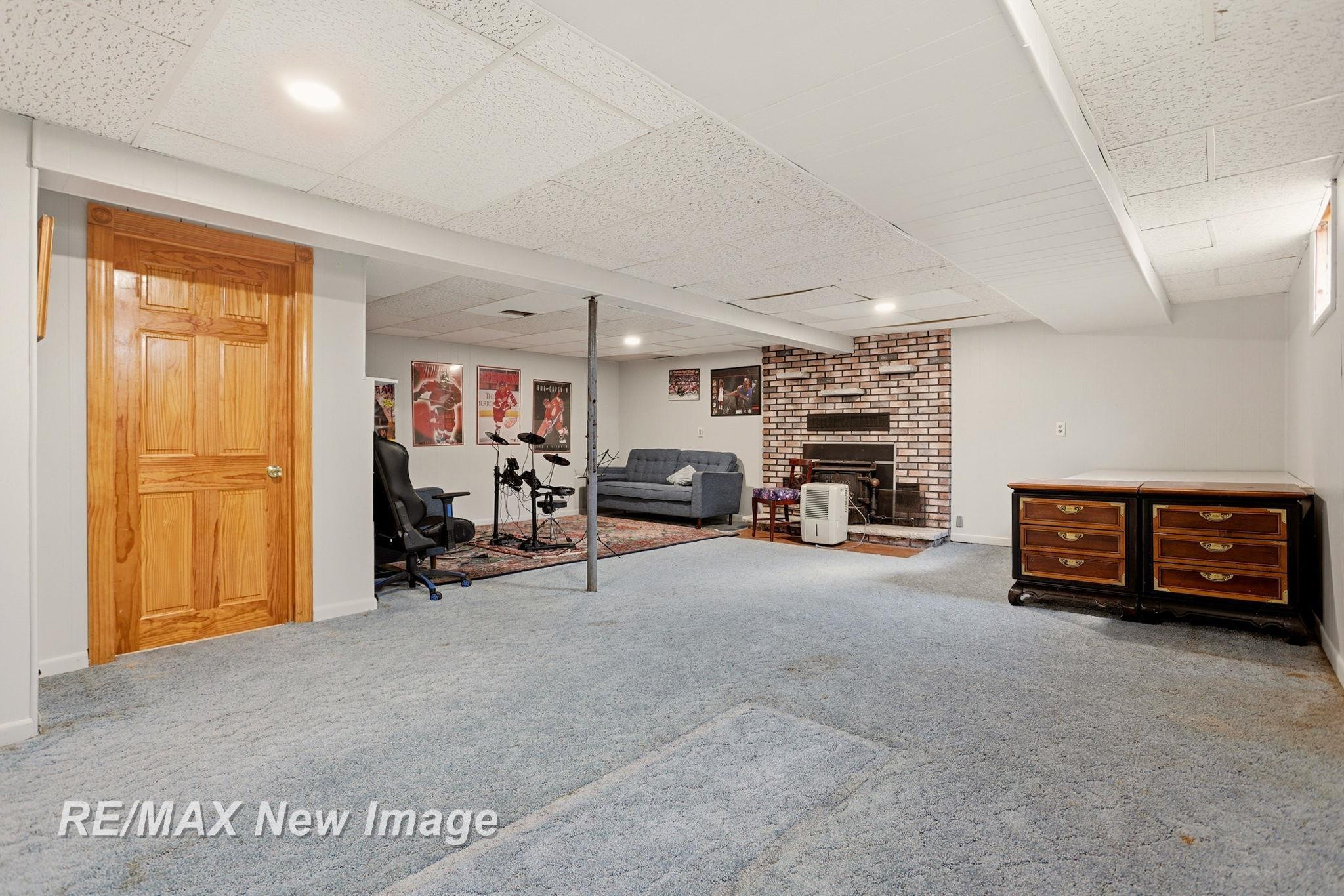 12975 Frost Road, Hemlock, MI 48626 — Photo 34