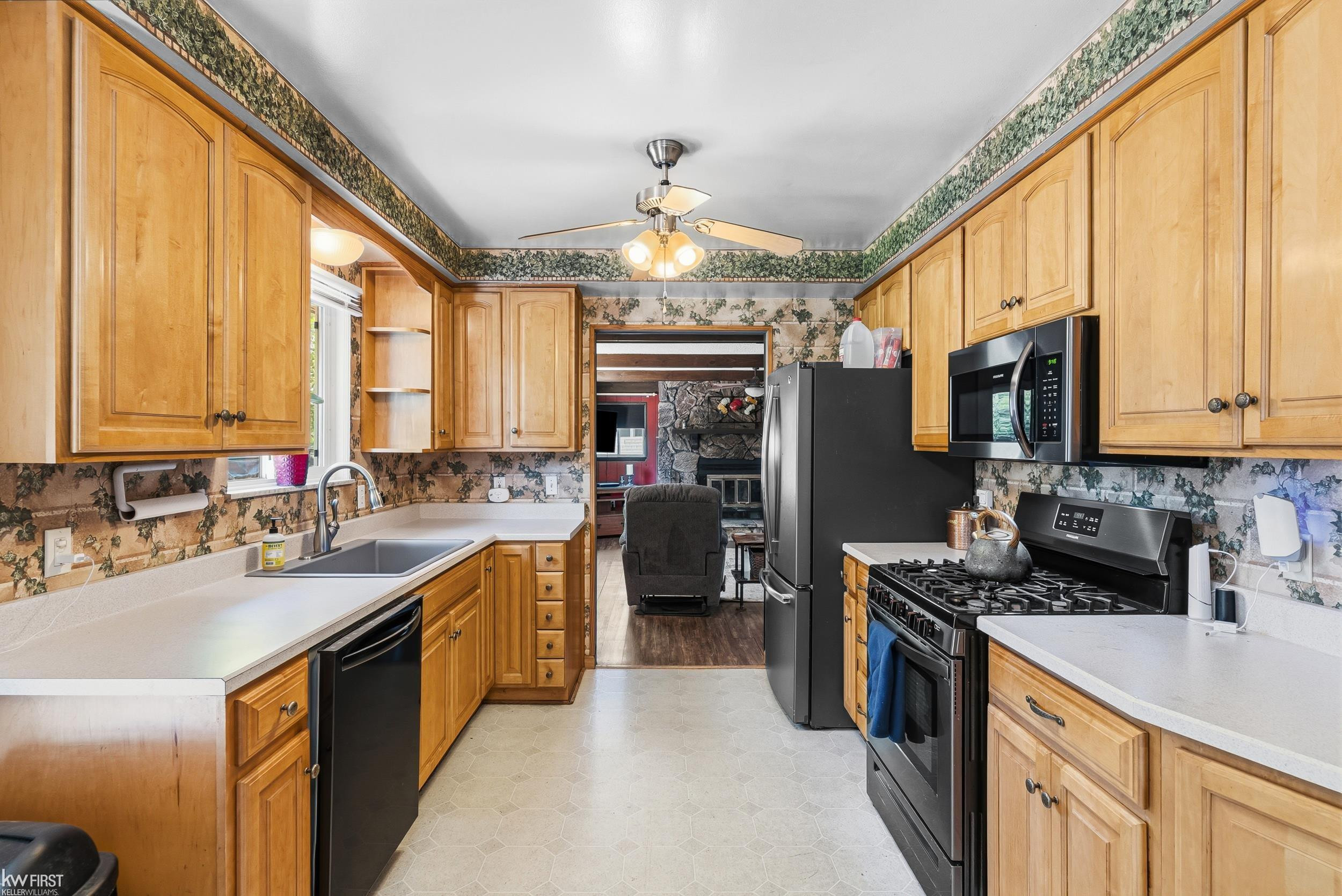 4271 W Highland Road, Milford, MI 48380 — Photo 20