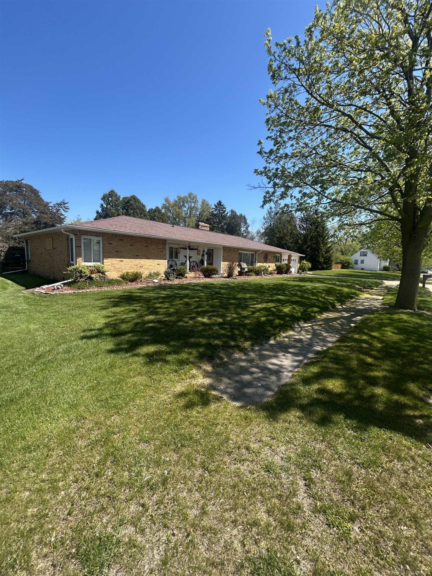 830 Third Street, Pinconning, MI 48650 — Photo 3