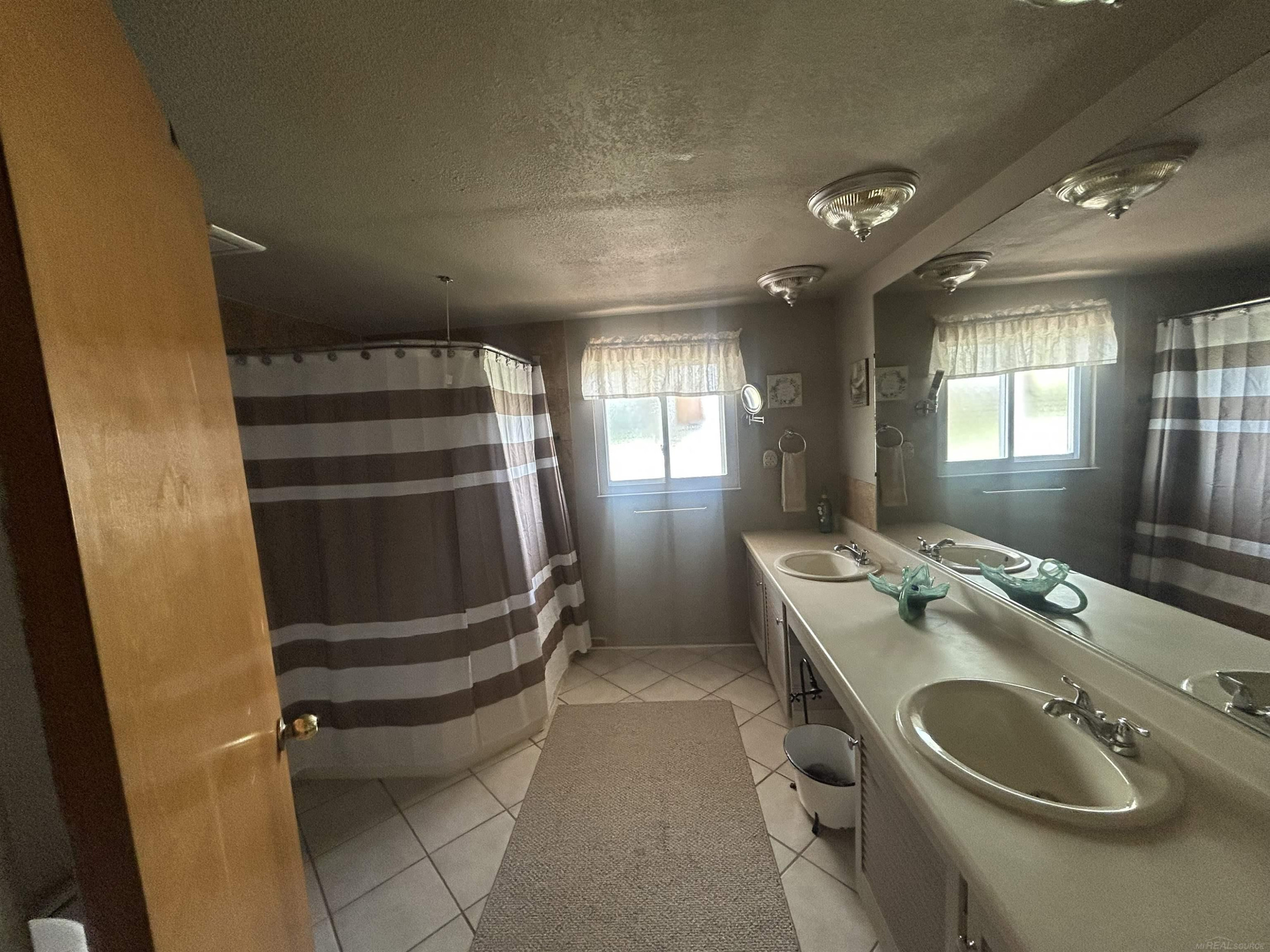 830 Third Street, Pinconning, MI 48650 — Photo 34