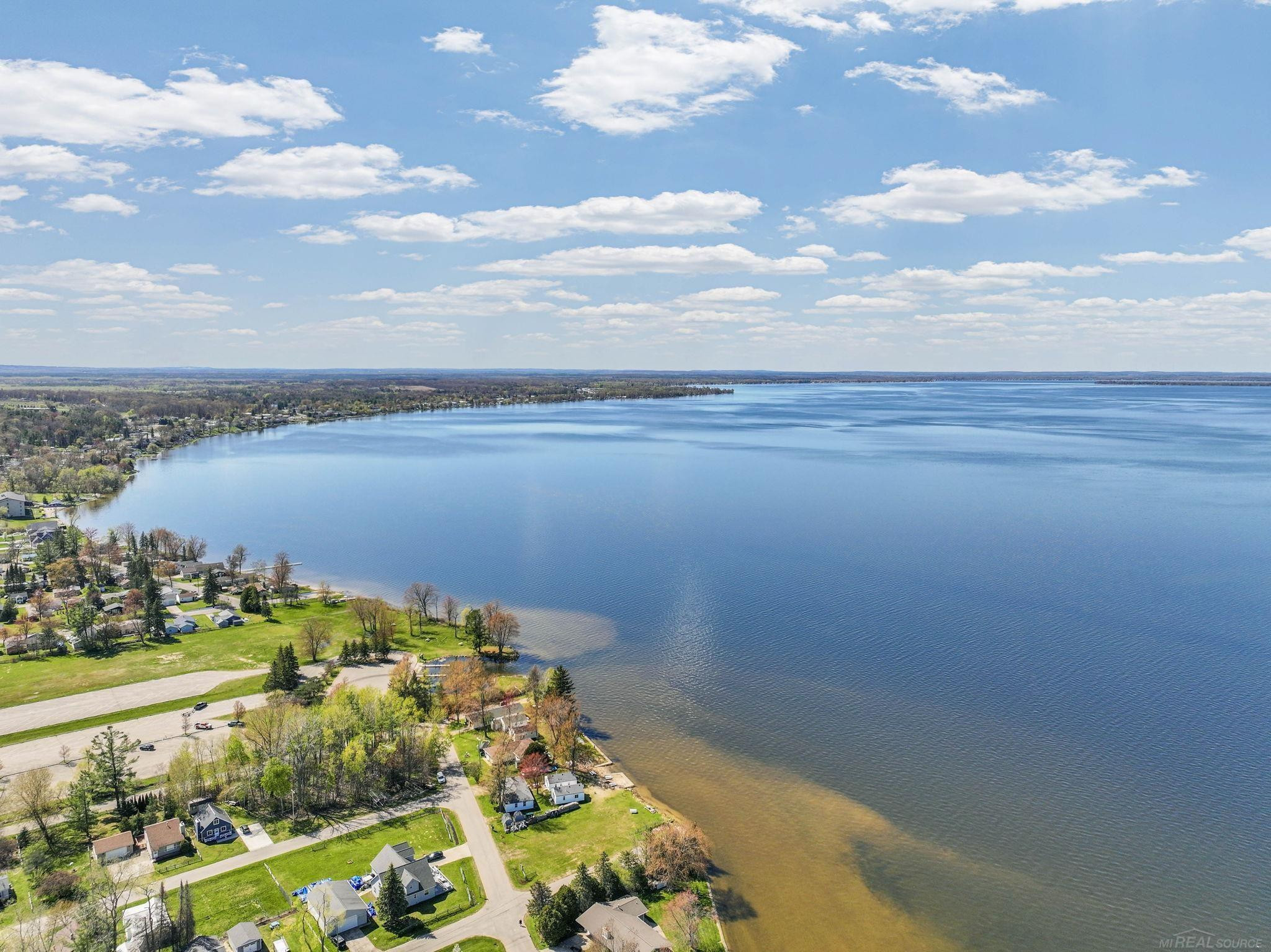 306 Festival Avenue, Houghton Lake, MI 48629 — Photo 8