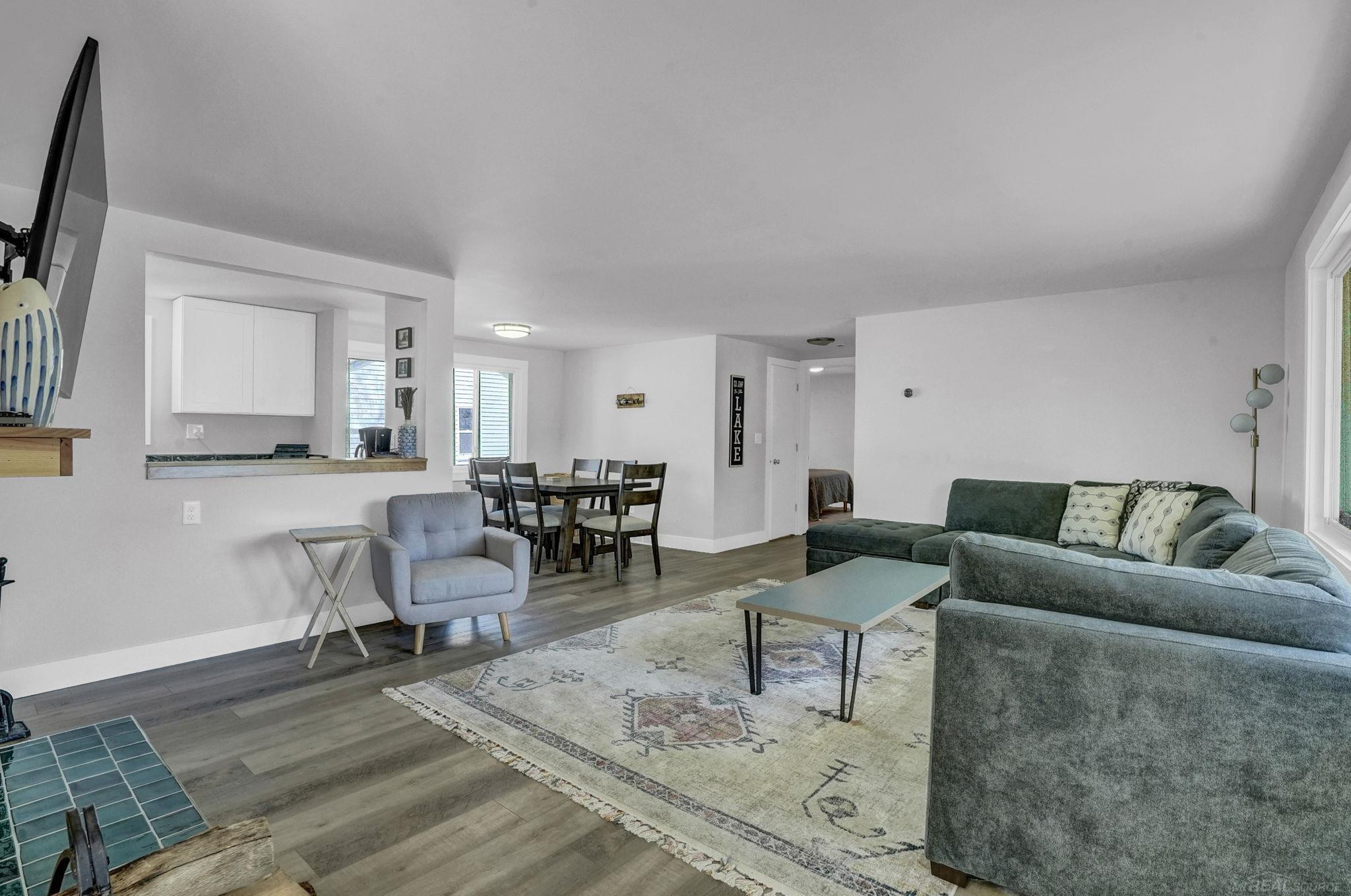 306 Festival Avenue, Houghton Lake, MI 48629 — Photo 17