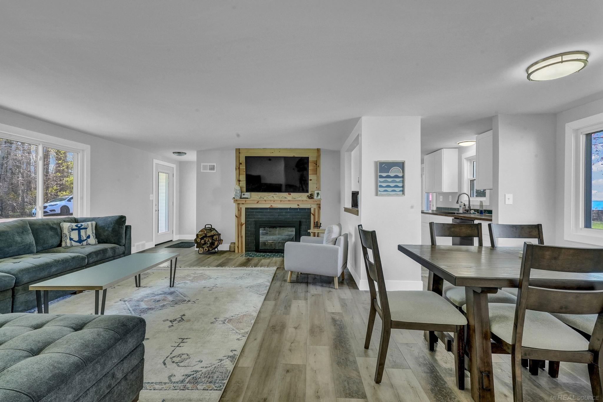 306 Festival Avenue, Houghton Lake, MI 48629 — Photo 18