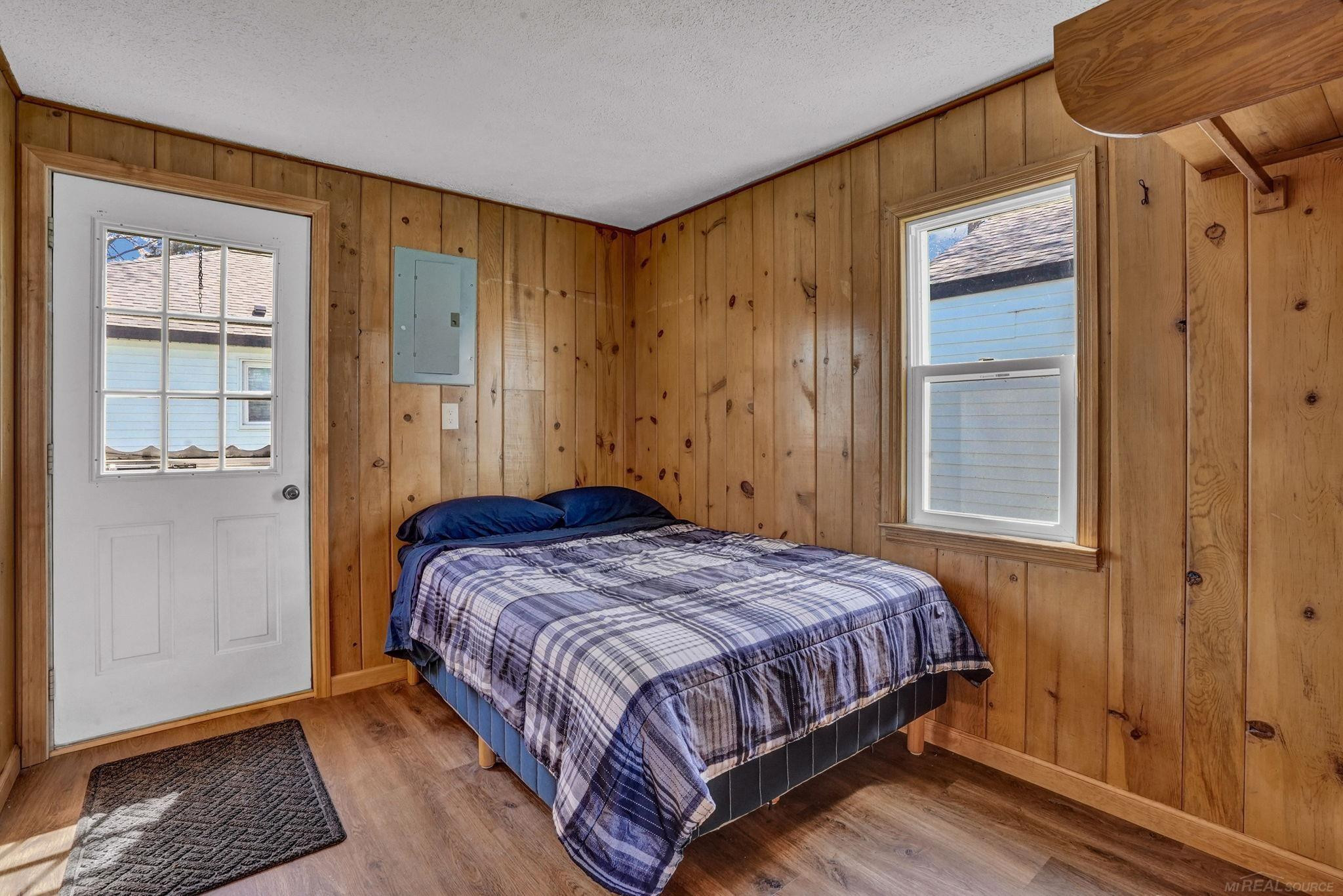 306 Festival Avenue, Houghton Lake, MI 48629 — Photo 33