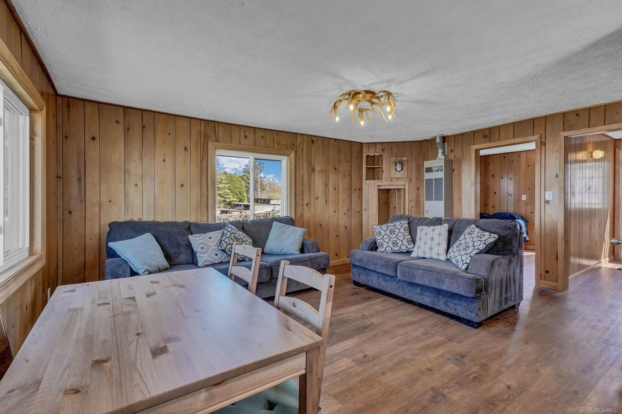 306 Festival Avenue, Houghton Lake, MI 48629 — Photo 38