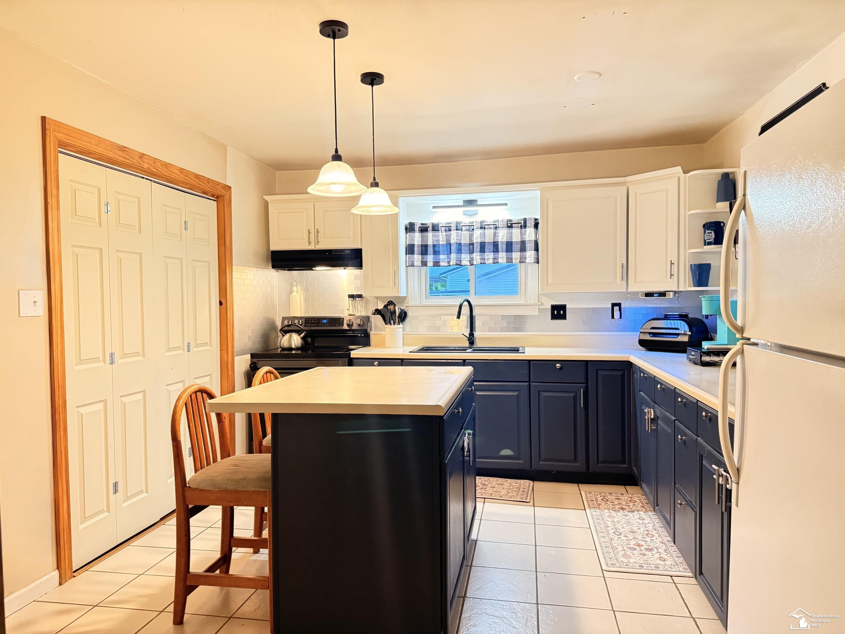 135 Salisbury, Morenci, MI 49256 — Photo 4