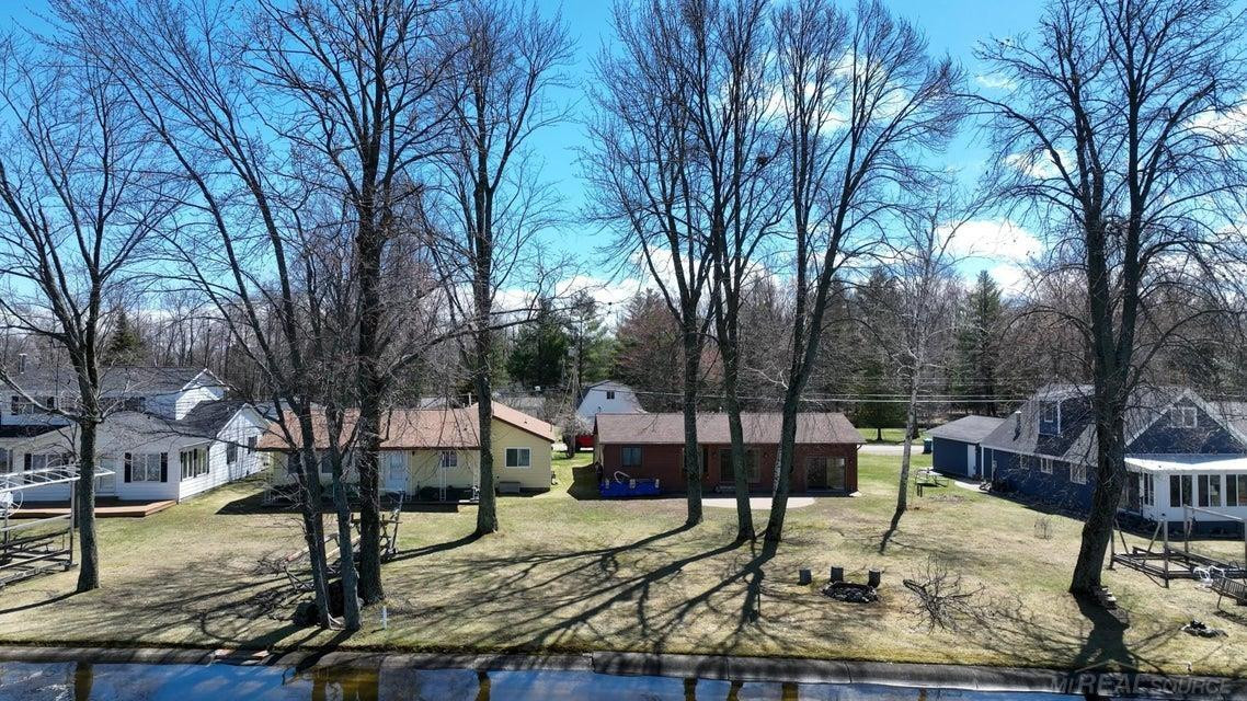 2077 Long Point Drive, Houghton Lake, MI 48629 — Photo 33
