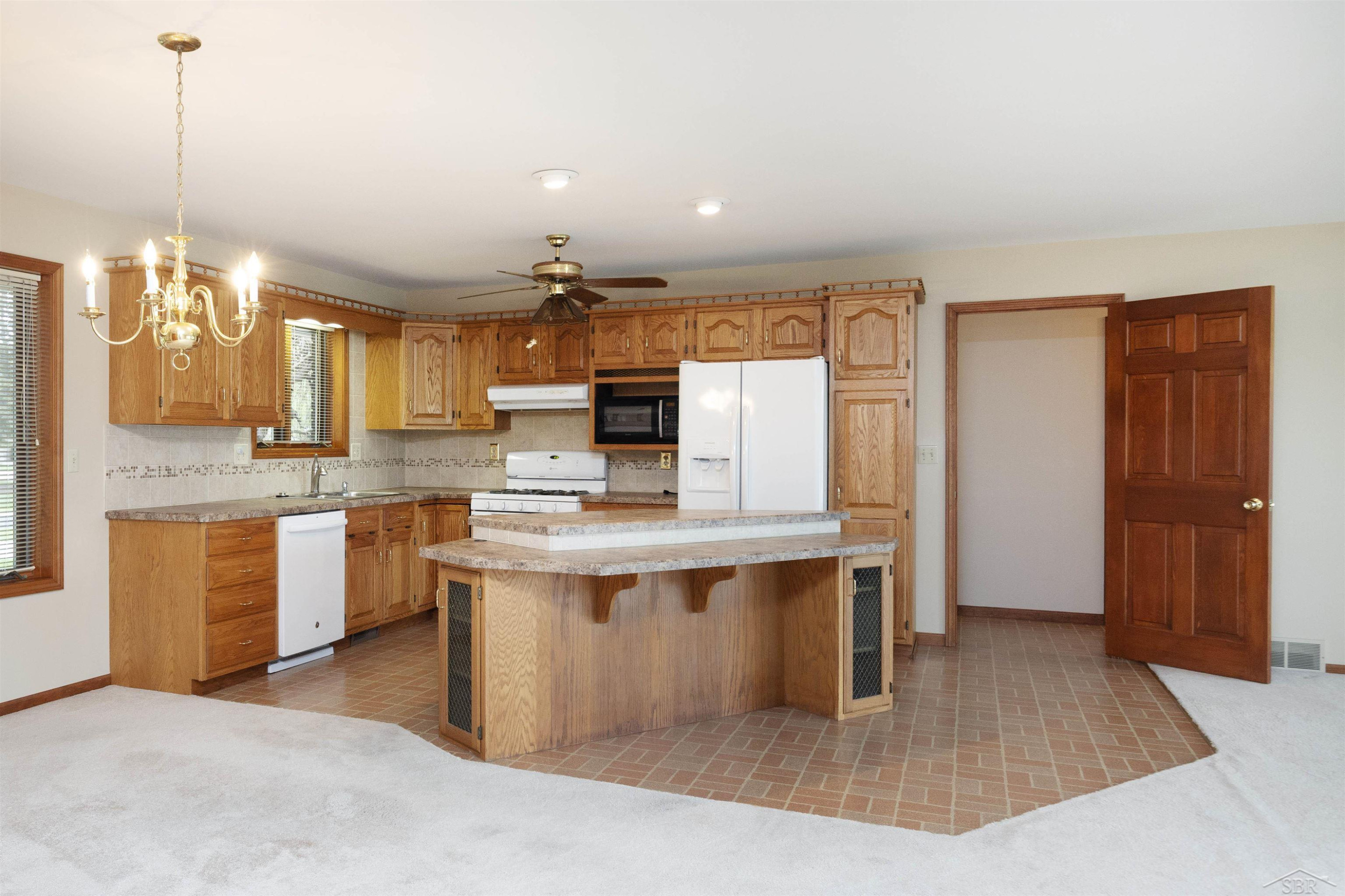 11145 Lake Circle North Street, Saginaw, MI 48609 — Photo 14