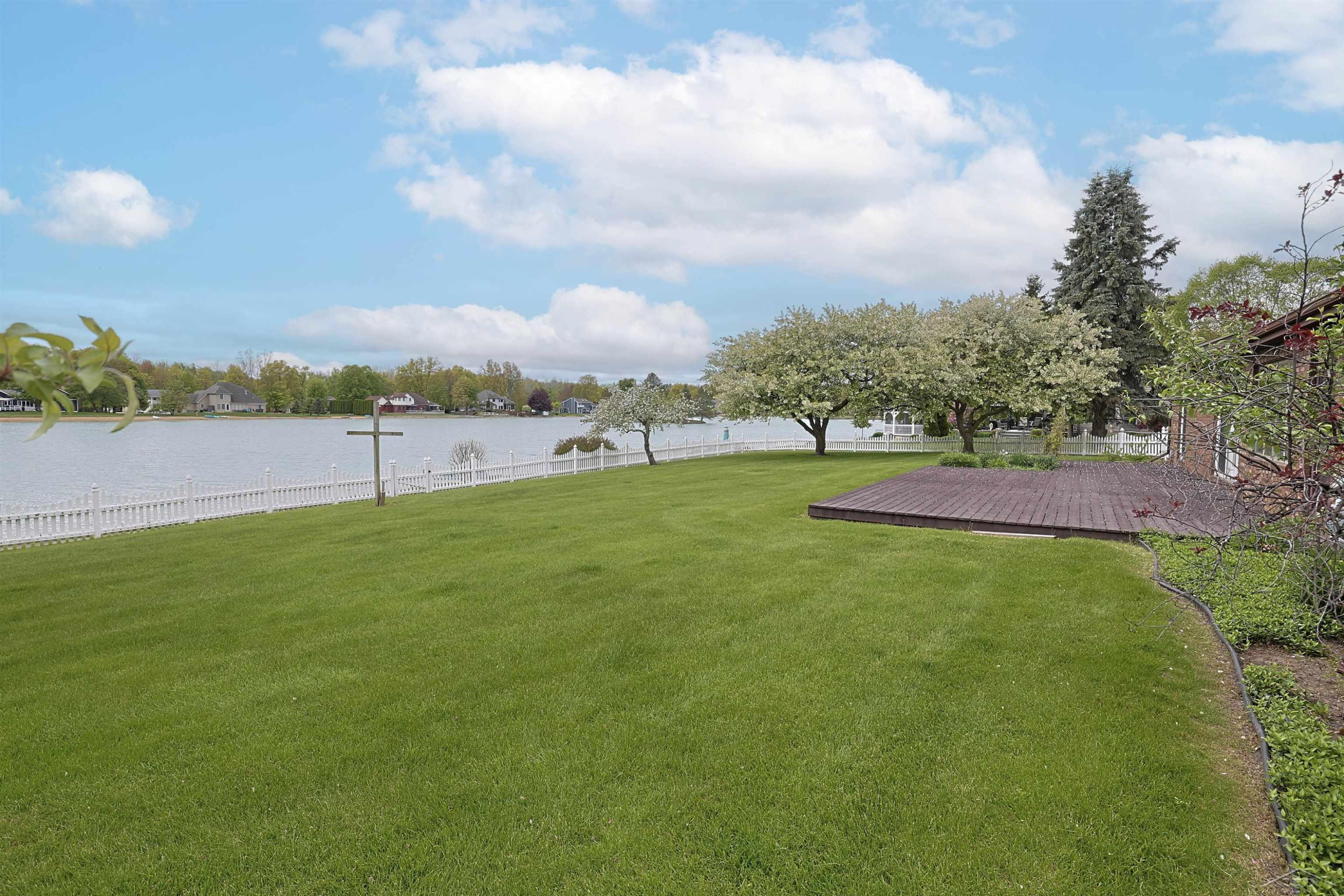 11145 Lake Circle North Street, Saginaw, MI 48609 — Photo 48