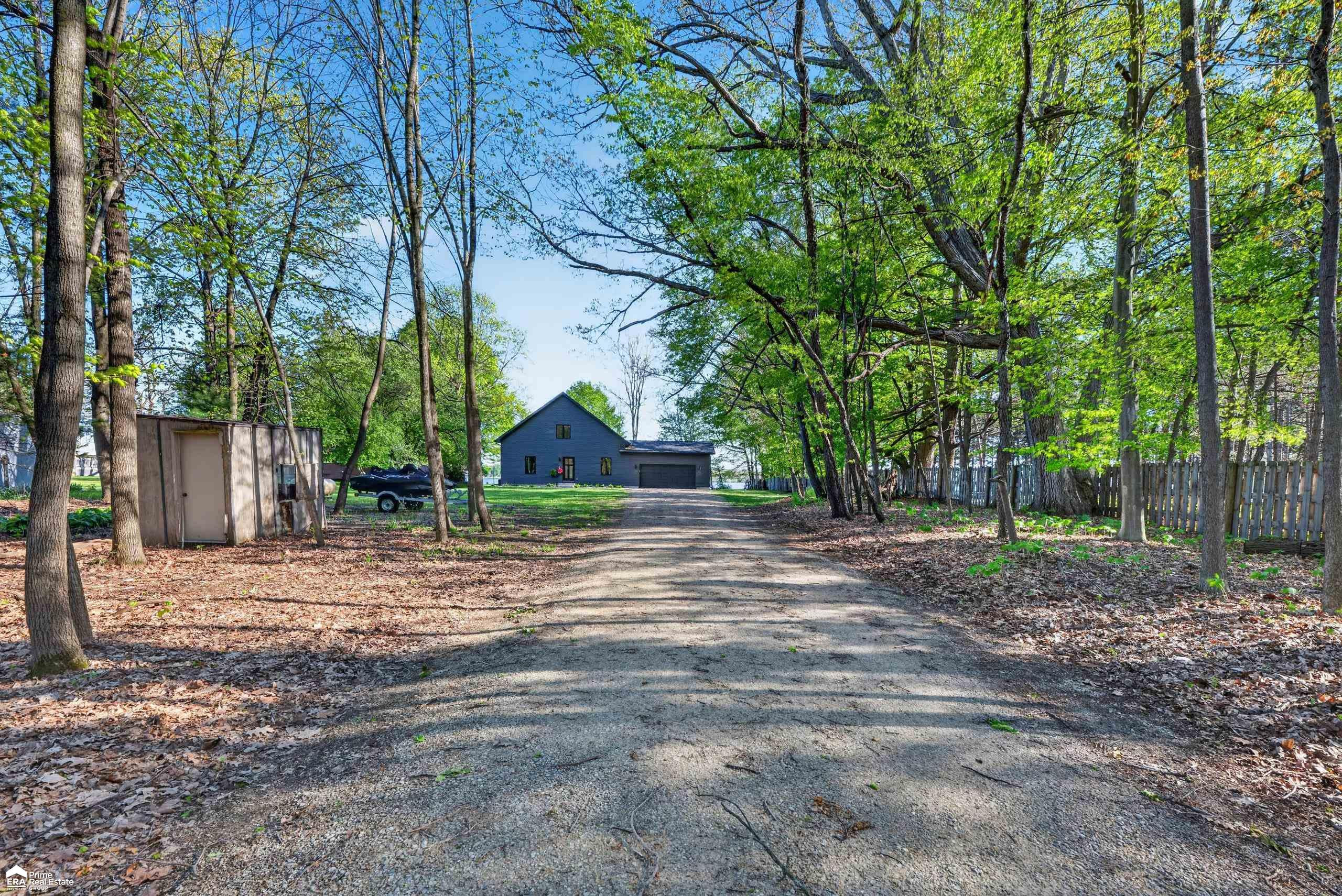 5881 Lake Crest Drive, Columbiaville, MI 48421 — Photo 48