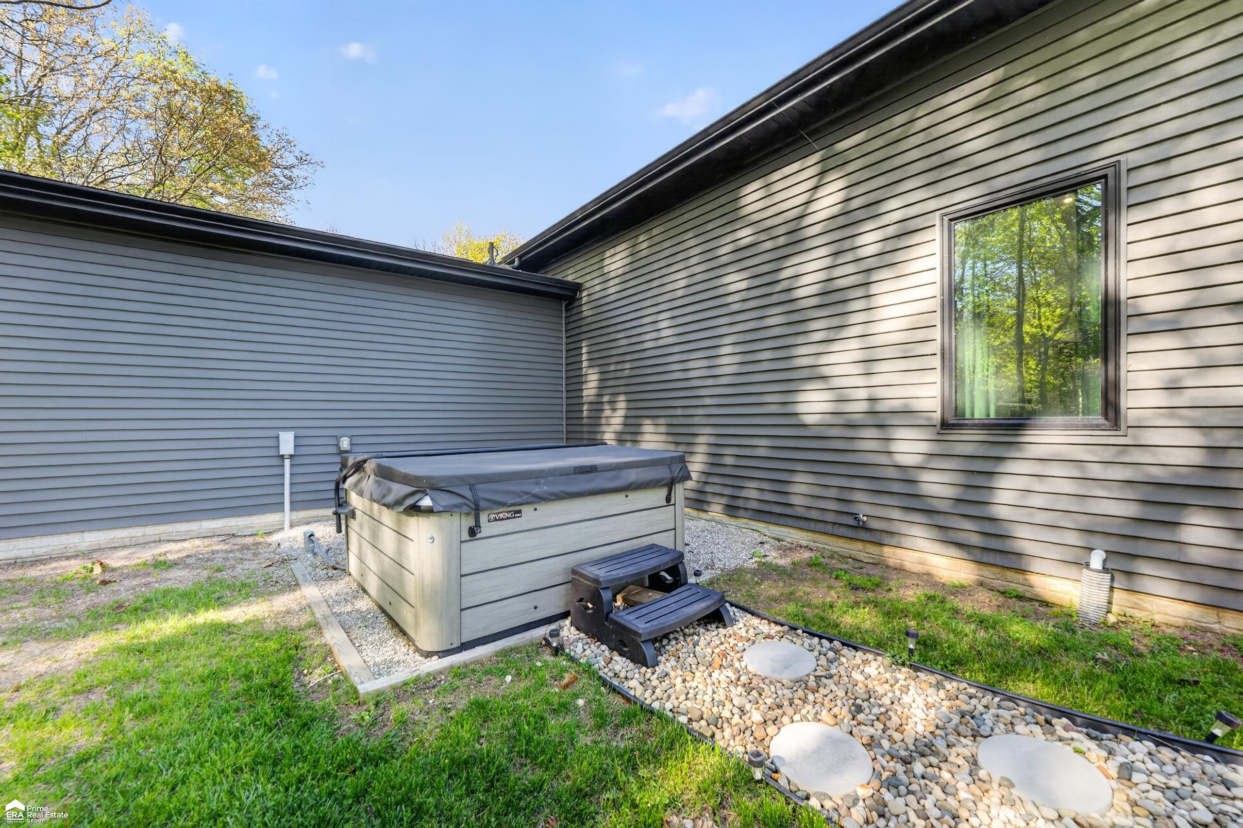 5881 Lake Crest Drive, Columbiaville, MI 48421 — Photo 52
