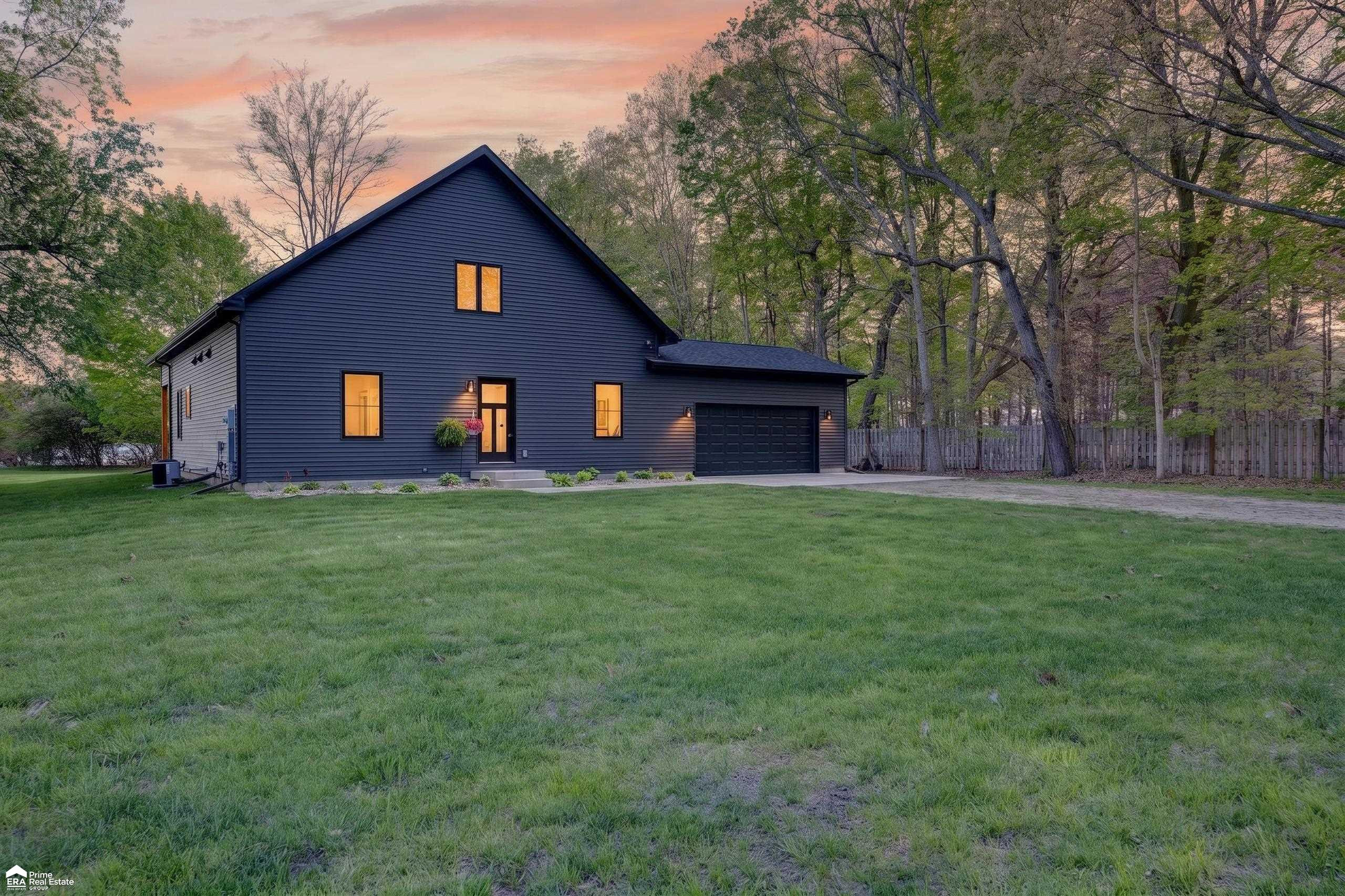 5881 Lake Crest Drive, Columbiaville, MI 48421 — Photo 60