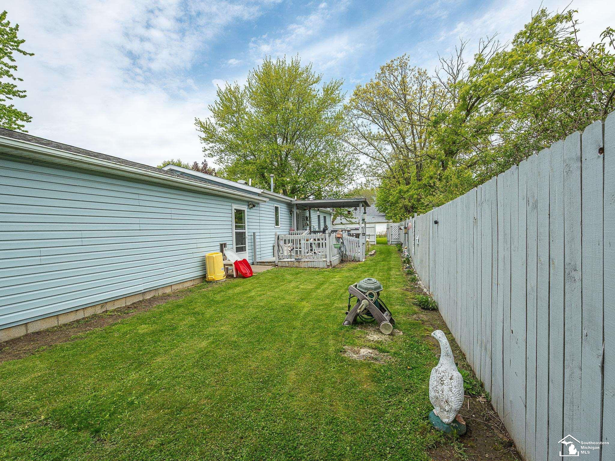 4972 Elm Street, Newport, MI 48166 — Photo 36