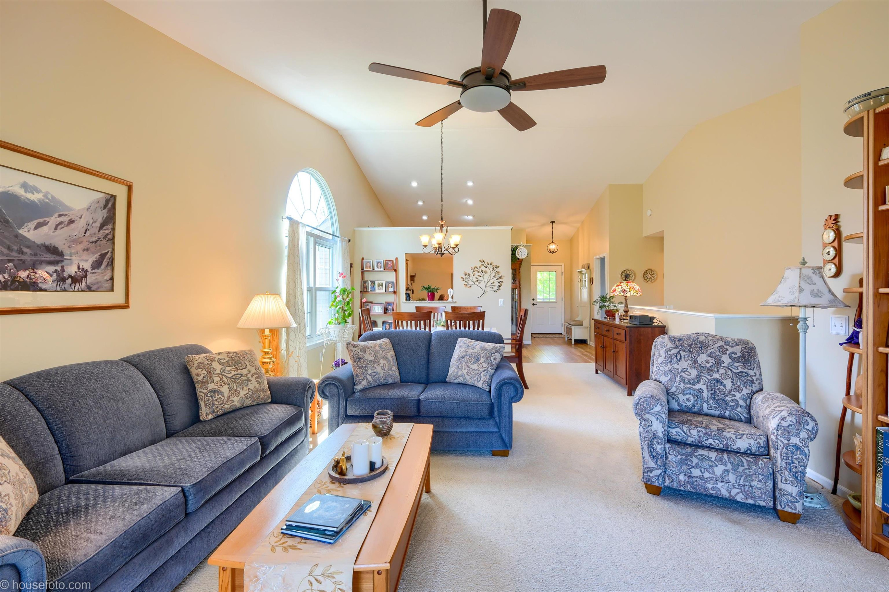 11180 Strathmore Court, Grand Blanc, MI 48439 — Photo 22