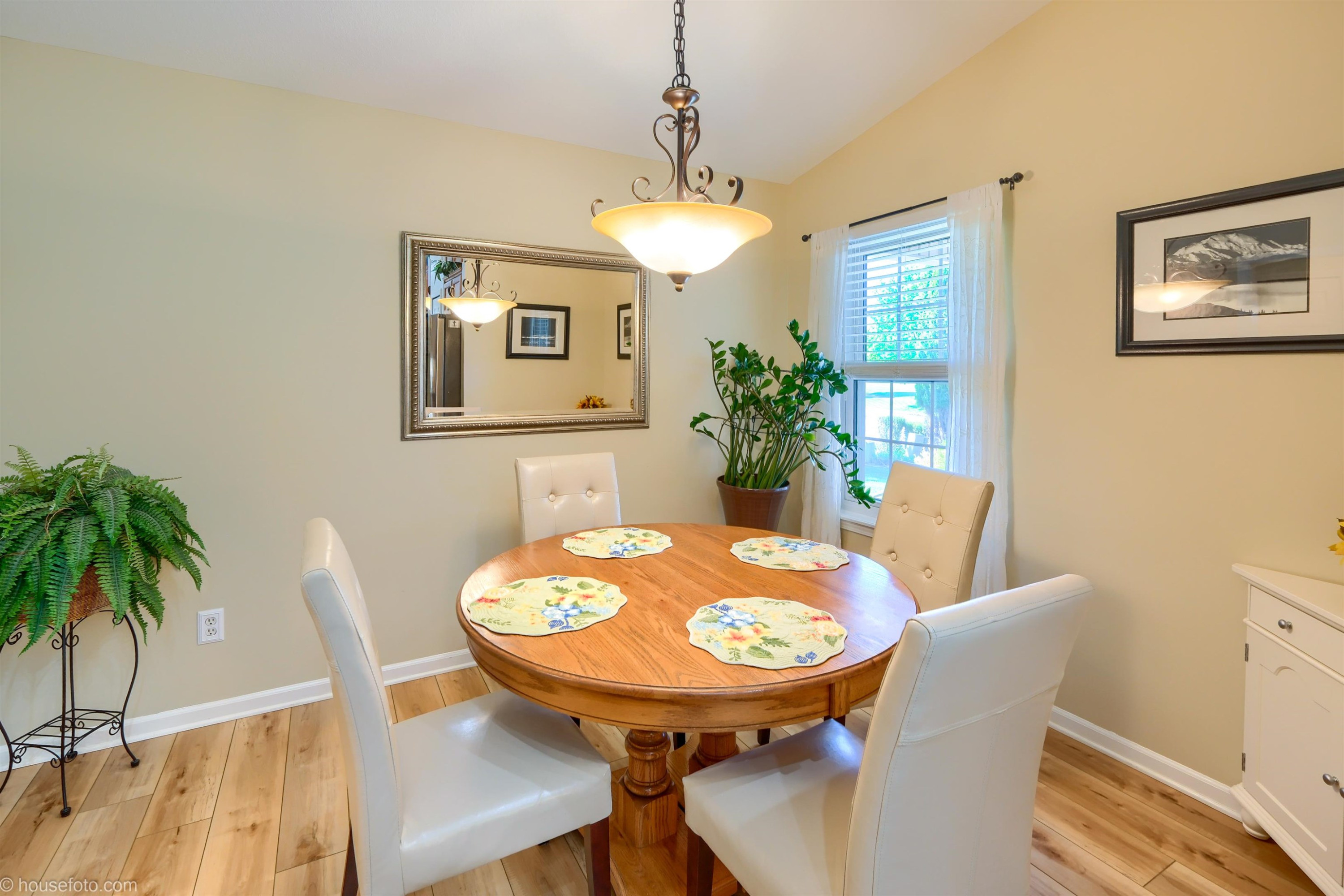 11180 Strathmore Court, Grand Blanc, MI 48439 — Photo 31