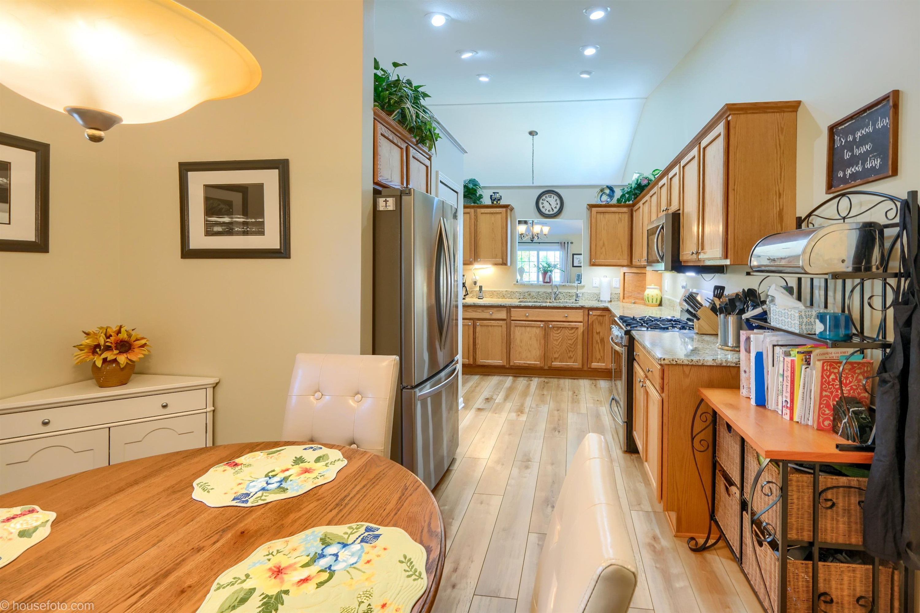 11180 Strathmore Court, Grand Blanc, MI 48439 — Photo 32