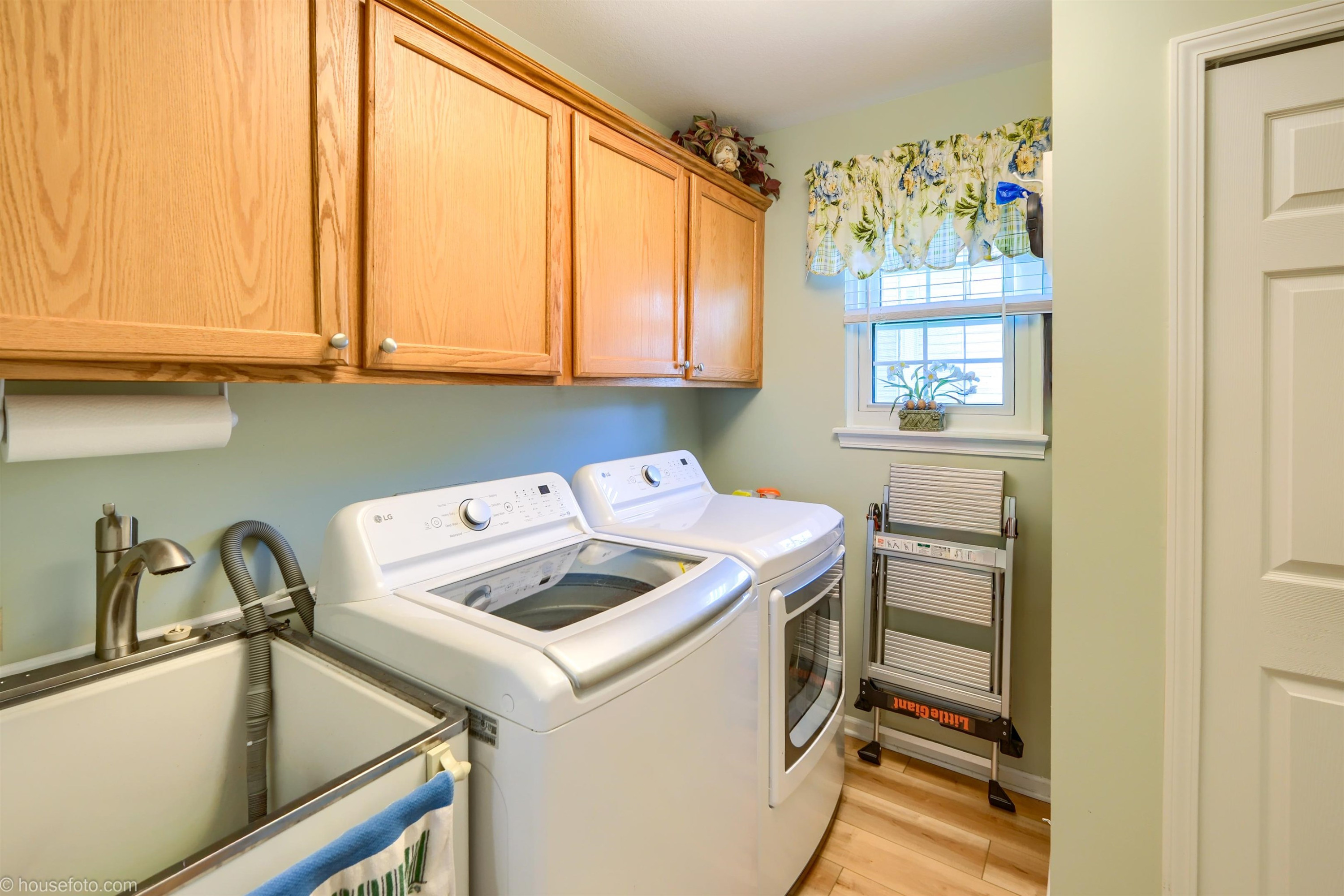 11180 Strathmore Court, Grand Blanc, MI 48439 — Photo 35