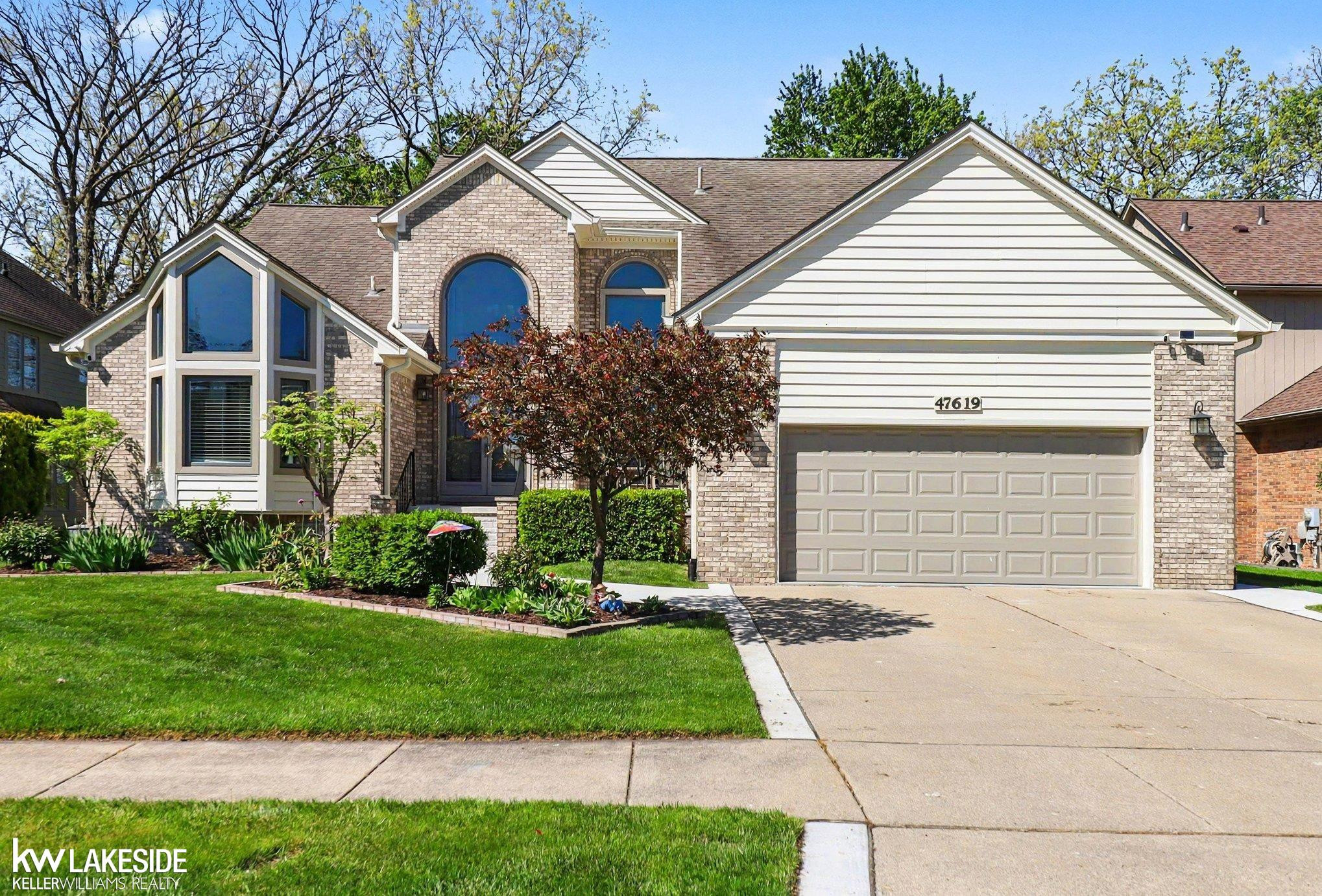 47619 Lamplighter Trail, Macomb, MI 48044 — front exterior