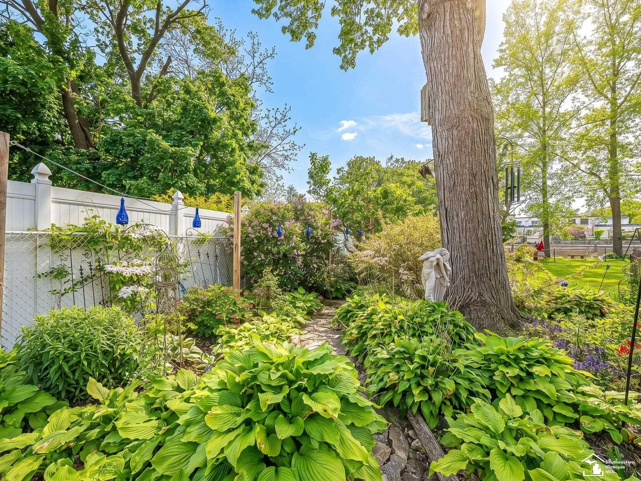 404 E Elm Avenue, Monroe, MI 48162 — Photo 88