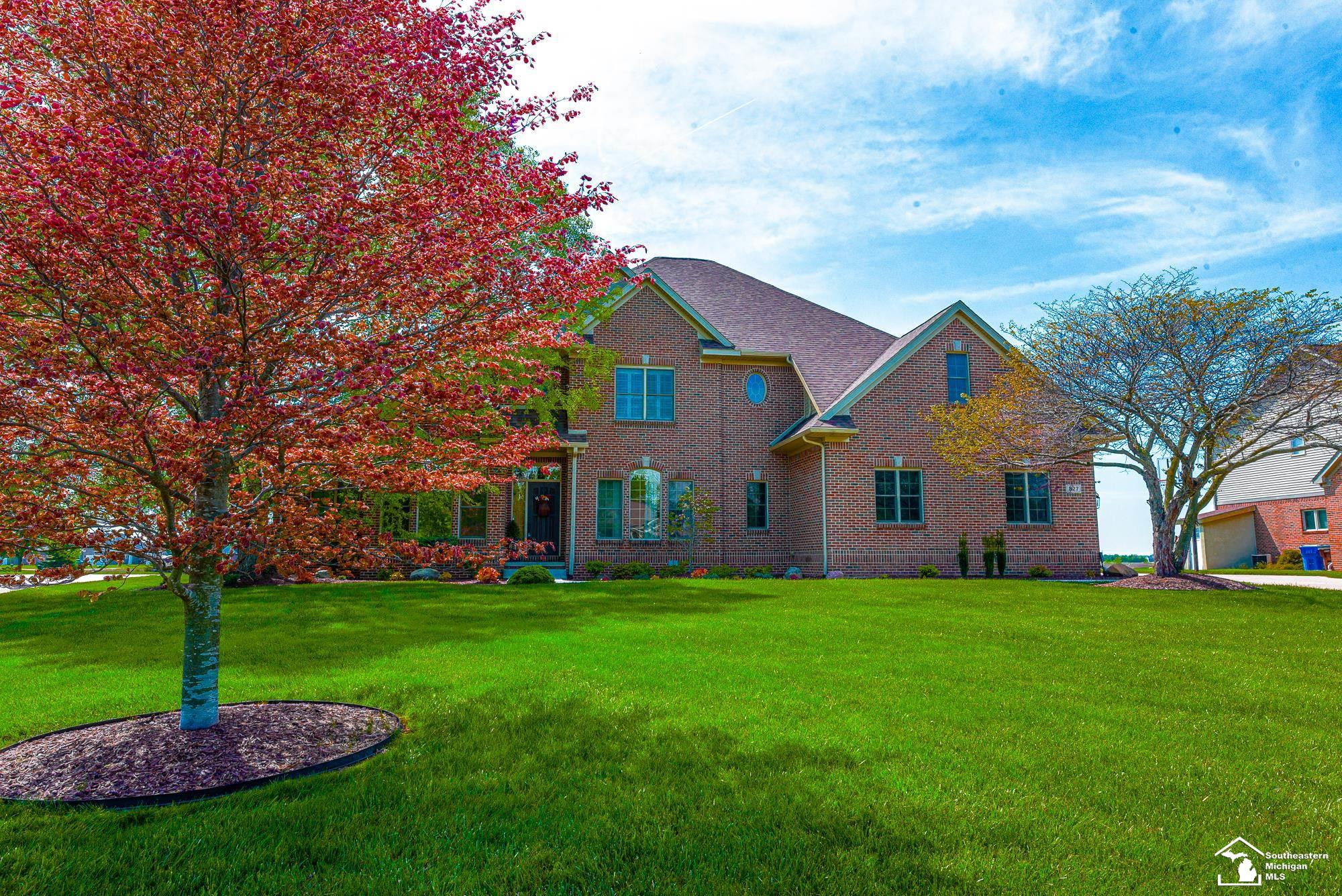 327 Pebble Beach Drive, Monroe, MI 48162 — Photo 2