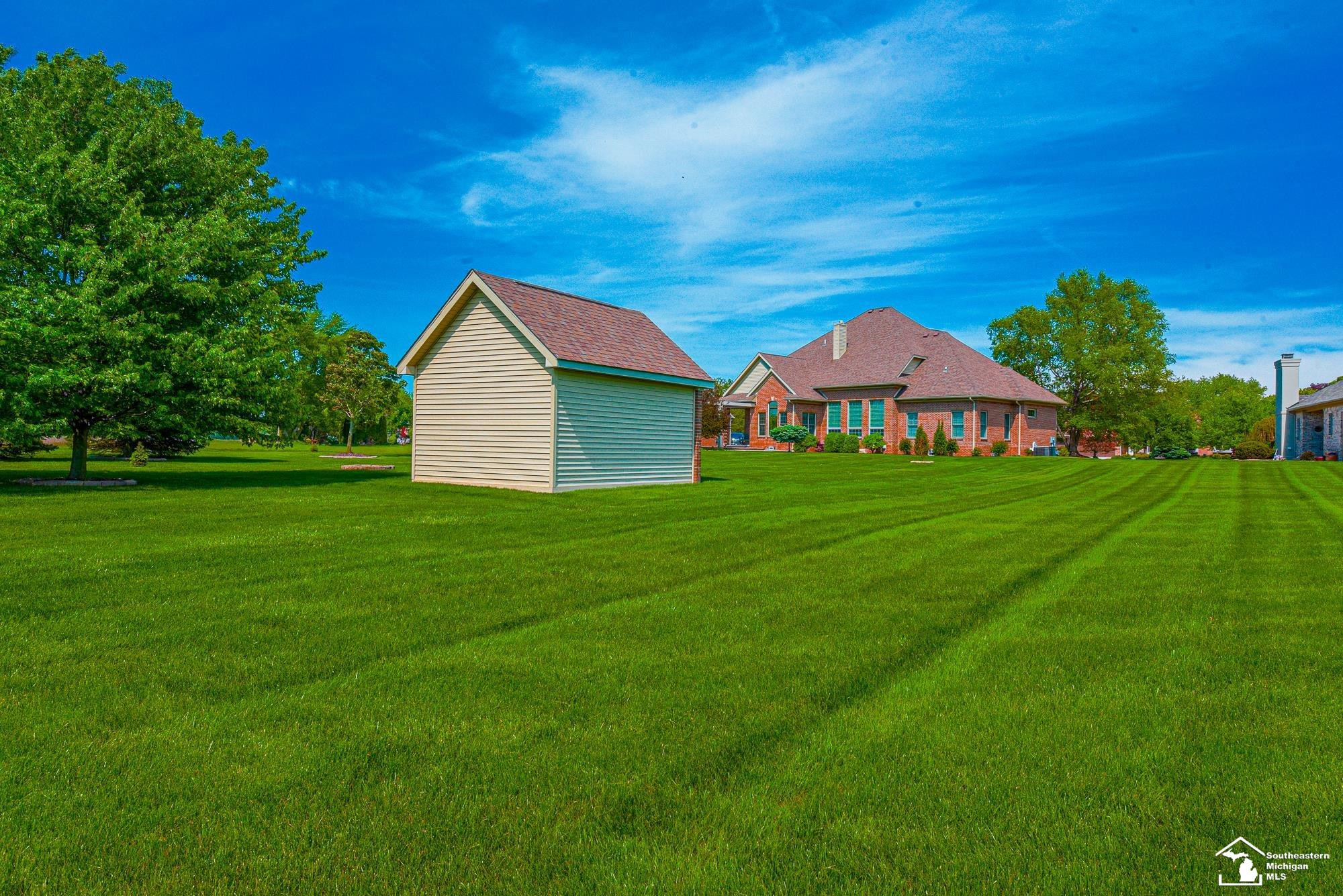 327 Pebble Beach Drive, Monroe, MI 48162 — Photo 54