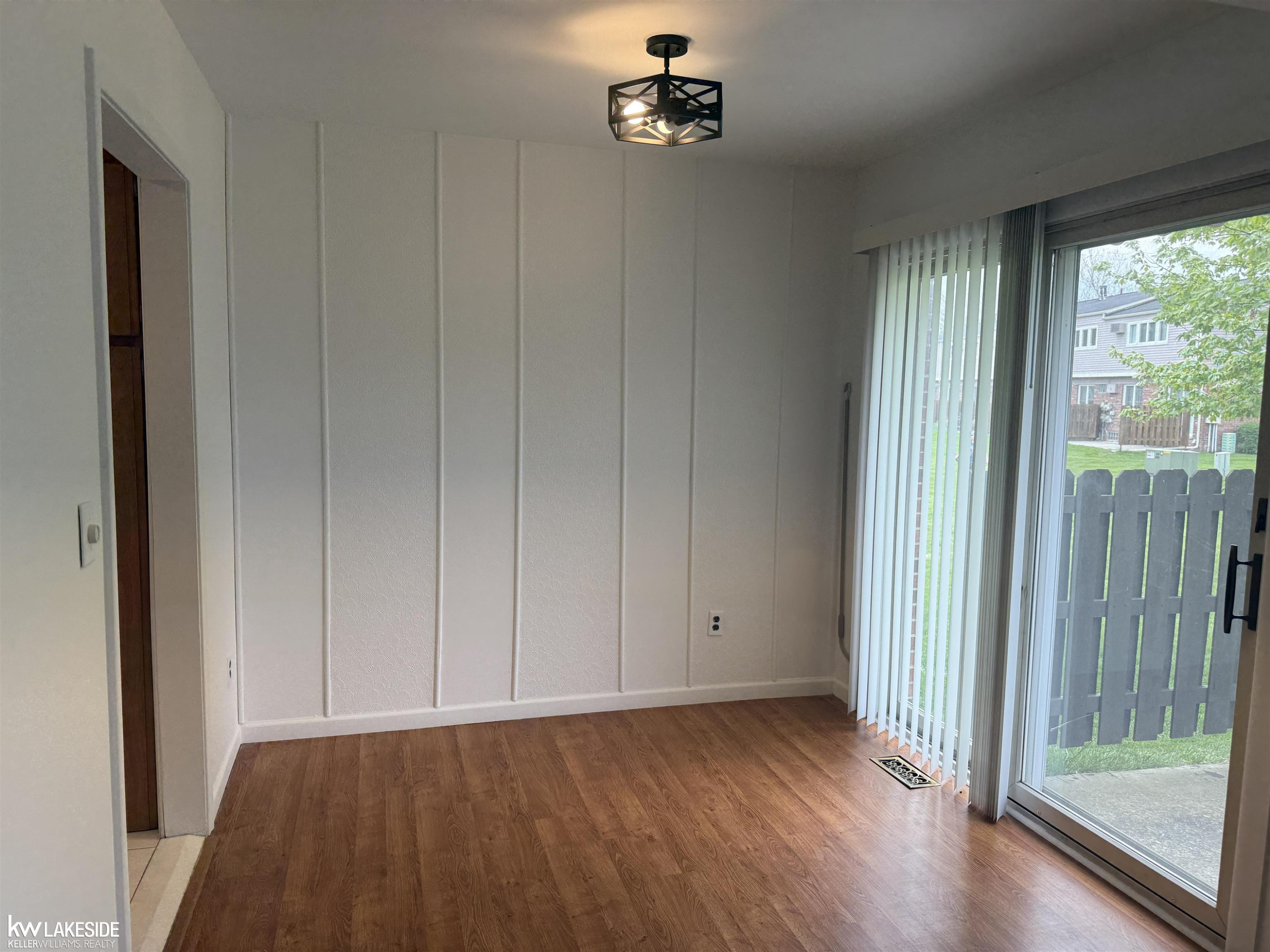 20016 Great Oaks Circle North Street, Clinton Twp, MI 48038 — Photo 4