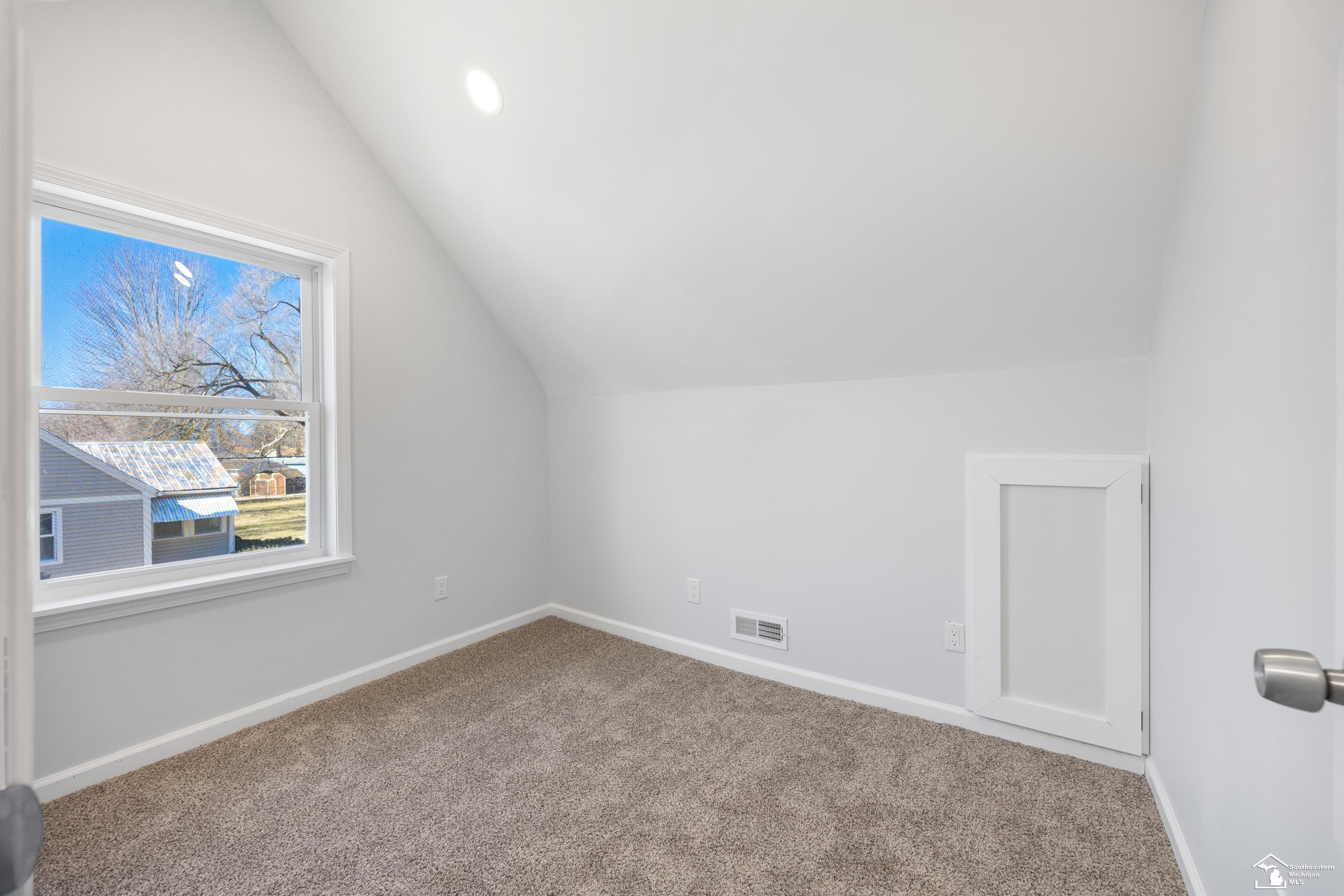533 Center Street, Carleton, MI 48117 — Photo 17