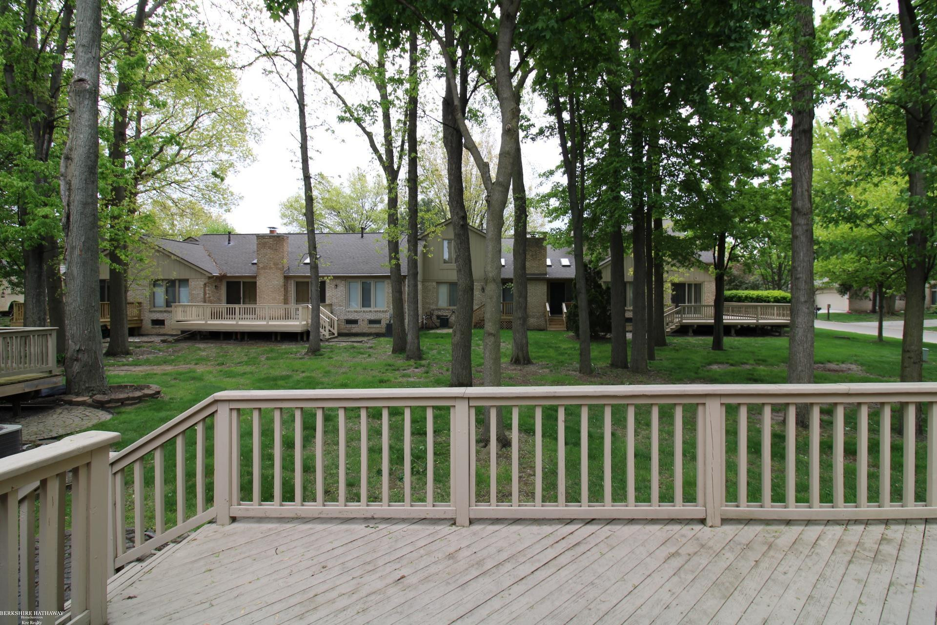 43054 W Kirkwood Drive, Clinton Twp, MI 48038 — Photo 25