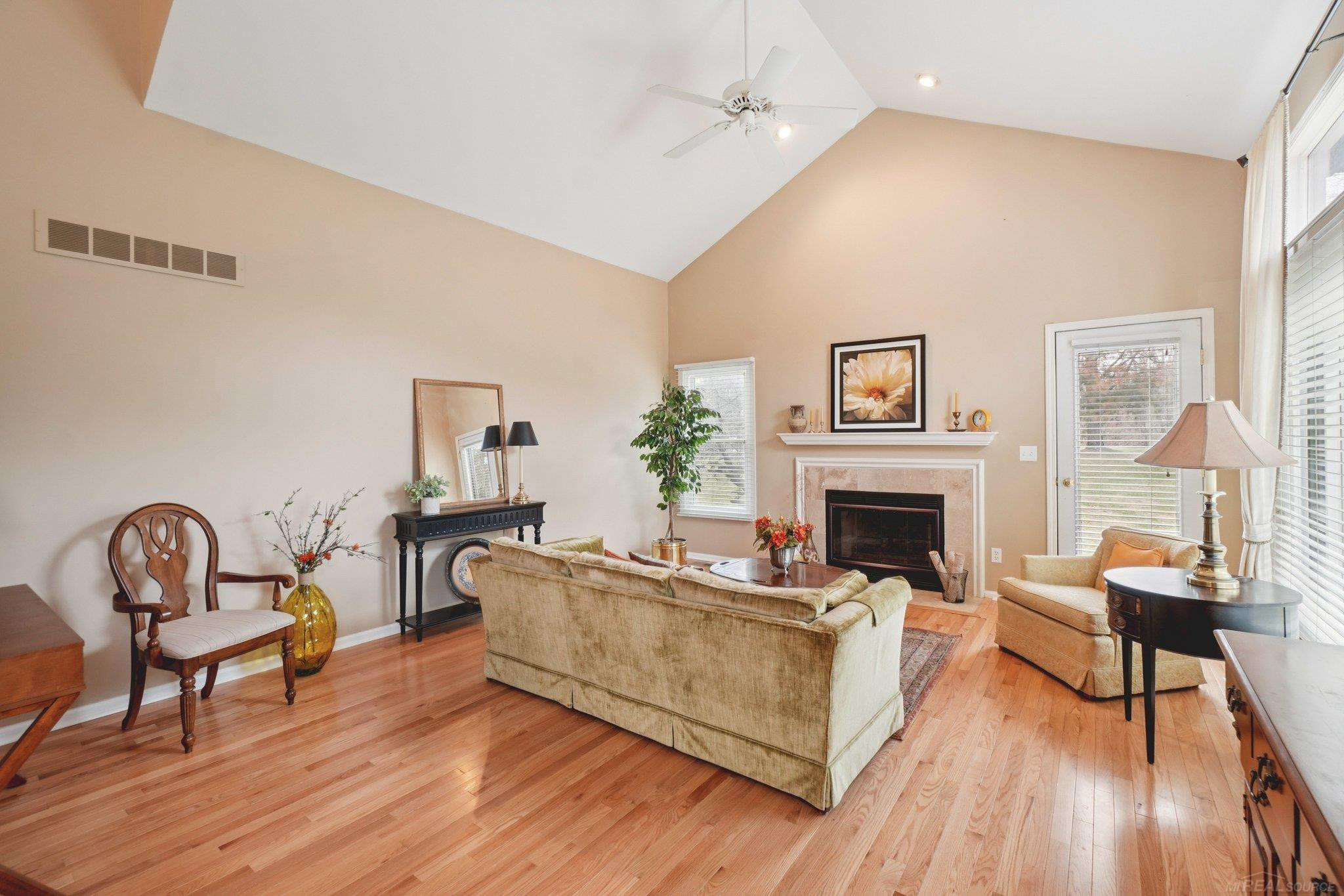 2799 Lochmoor Boulevard, Lake Orion, MI — Photo 8