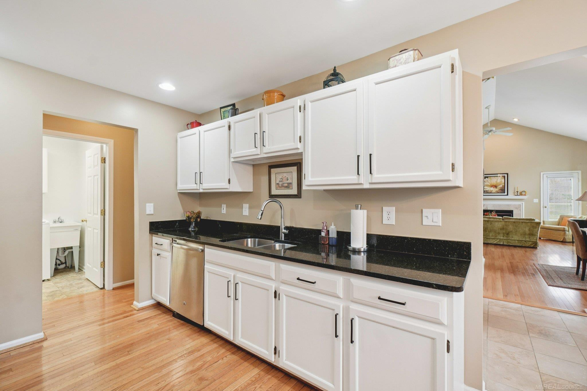 2799 Lochmoor Boulevard, Lake Orion, MI — Photo 14