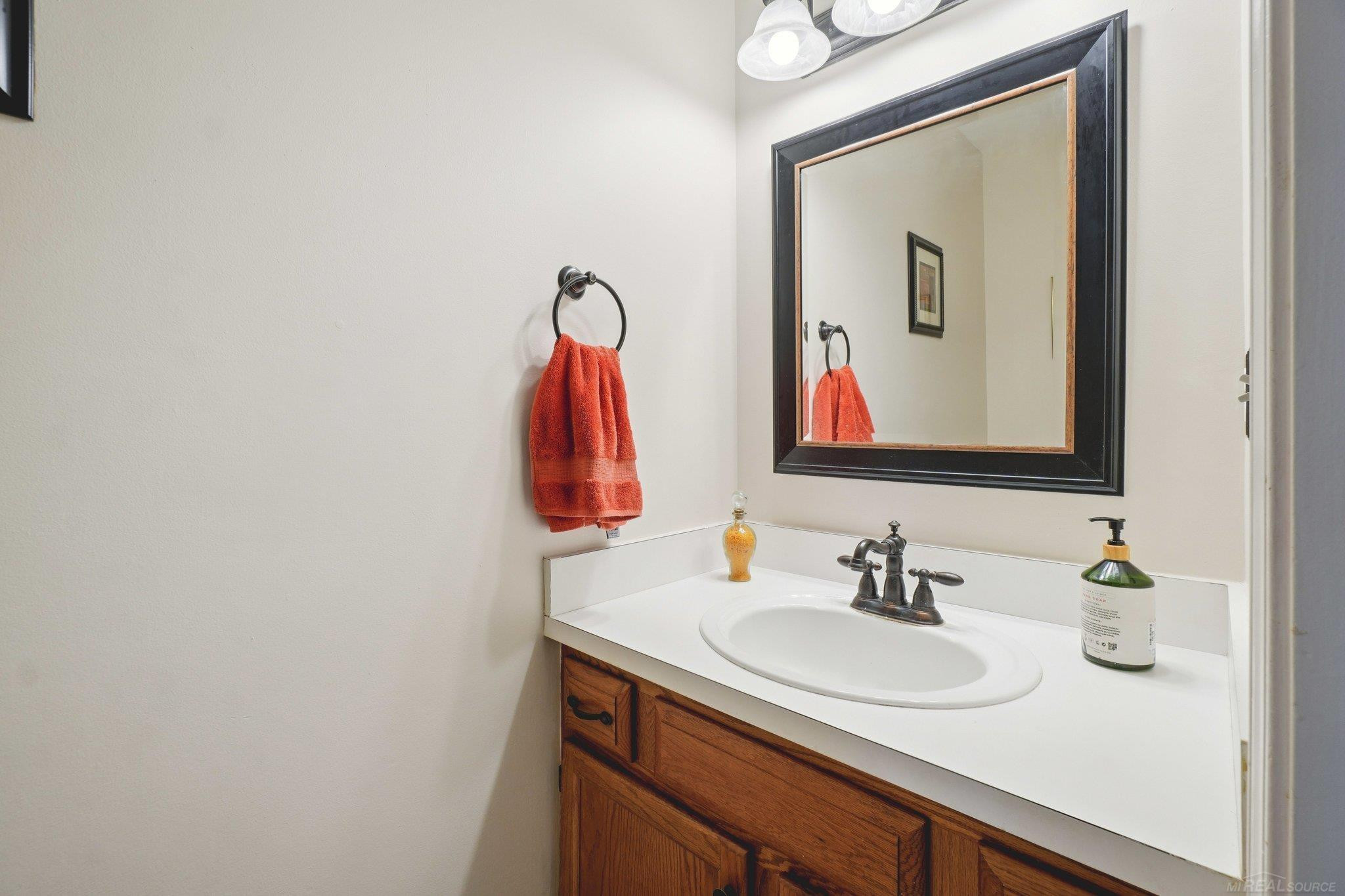 2799 Lochmoor Boulevard, Lake Orion, MI — Photo 17