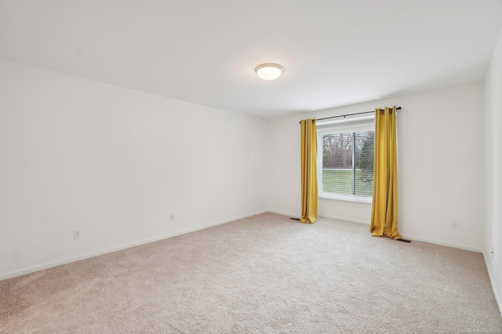 2799 Lochmoor Boulevard, Lake Orion, MI — Photo 18