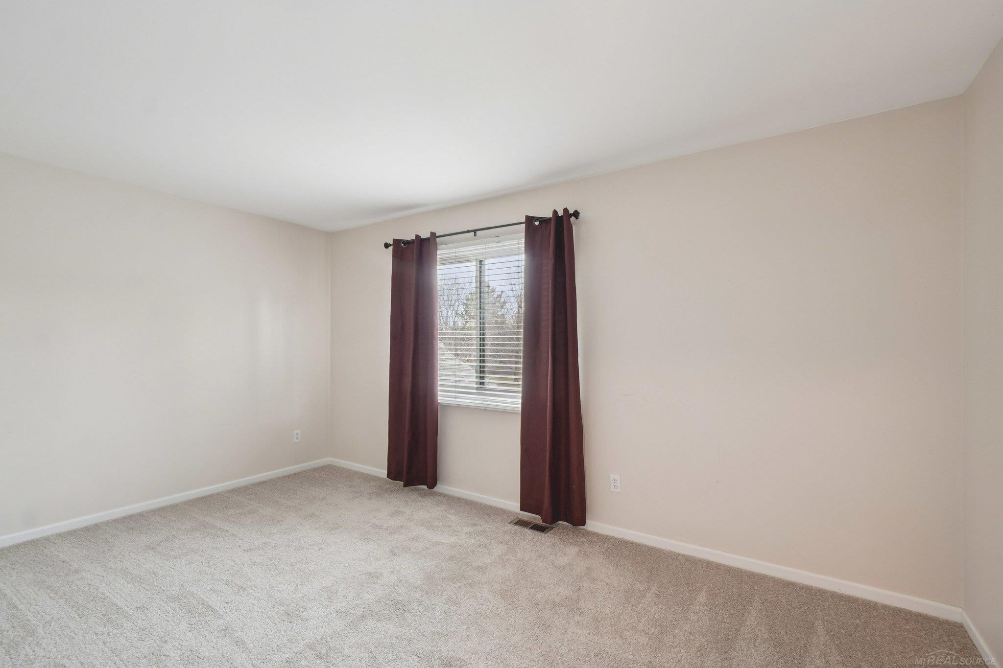 2799 Lochmoor Boulevard, Lake Orion, MI — Photo 24