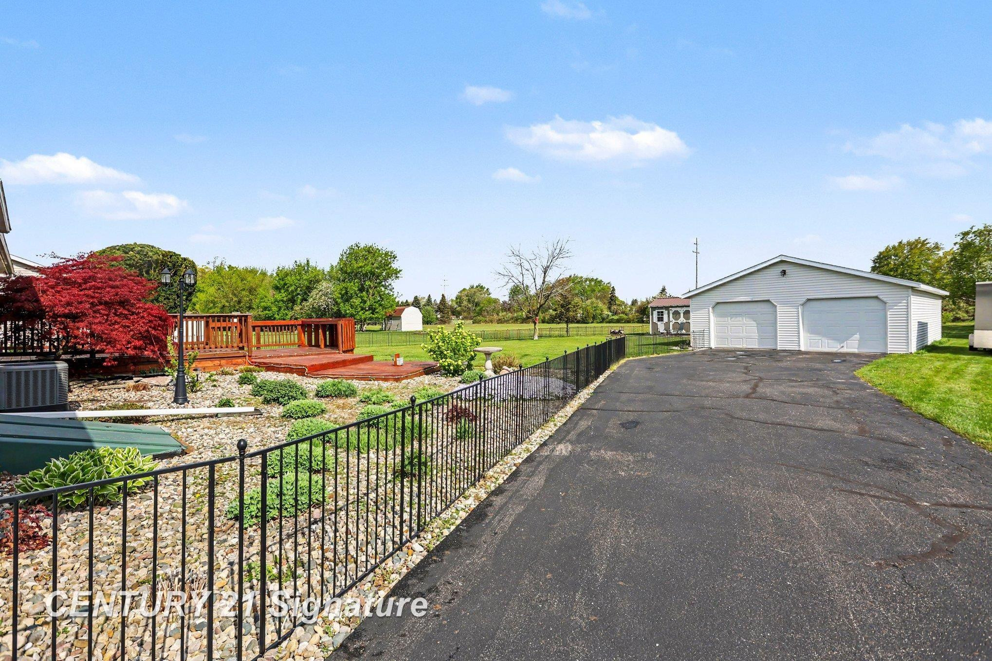 2921 E Fisher Road, Bay City, MI 48607 — Photo 18