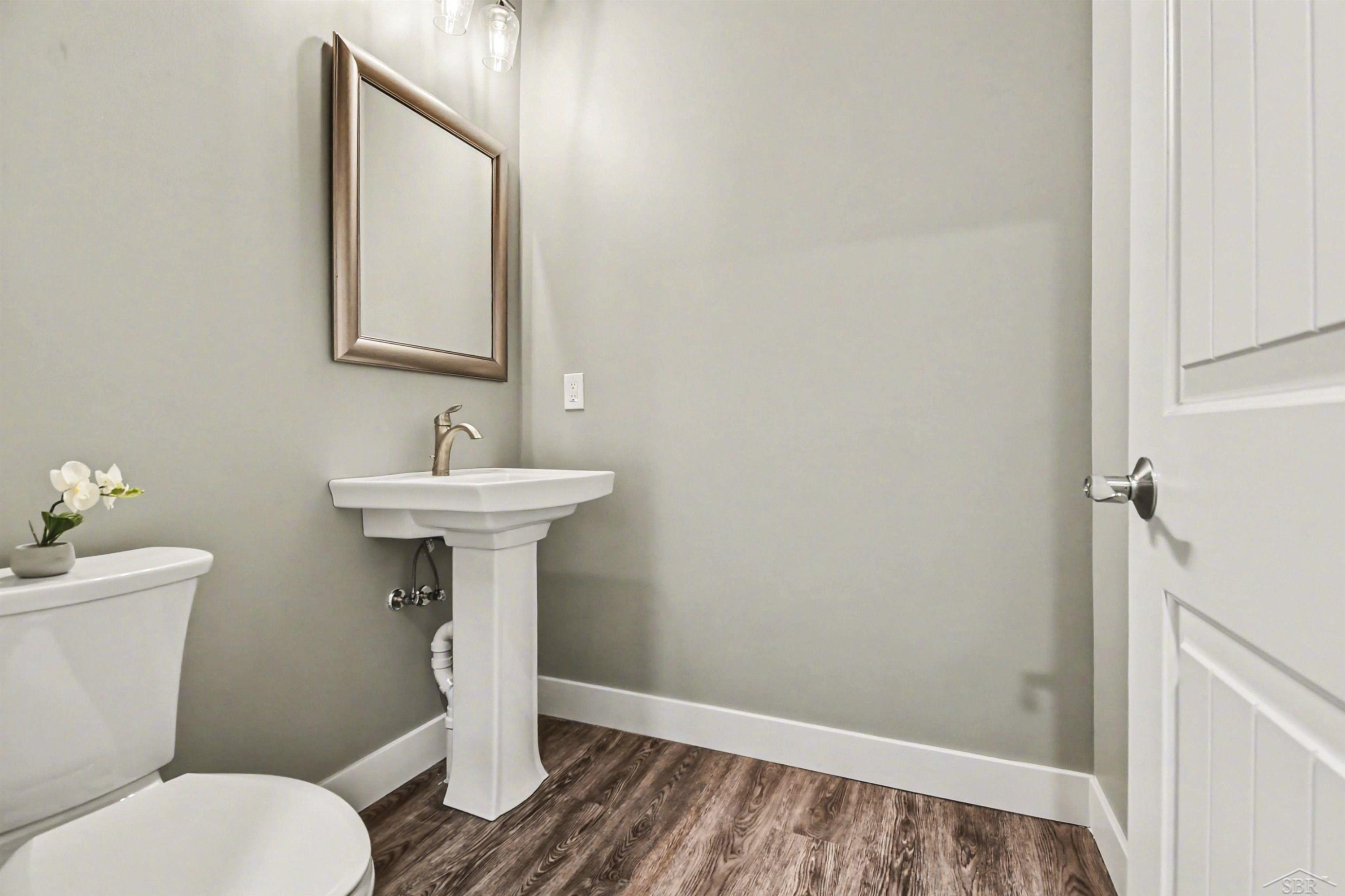 8674 Oakhill Drive, Freeland, MI 48623 — Photo 20