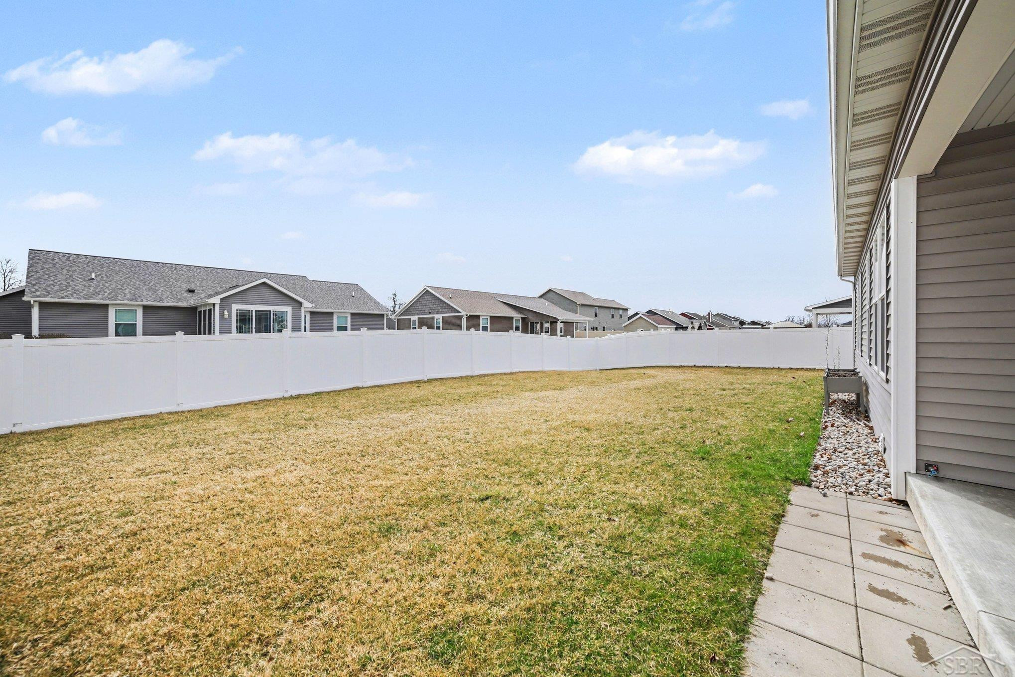 8674 Oakhill Drive, Freeland, MI 48623 — Photo 22