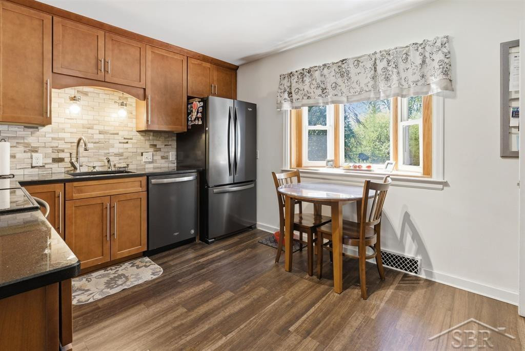 306 E Sugnet Road, Midland, MI 48642 — Photo 7