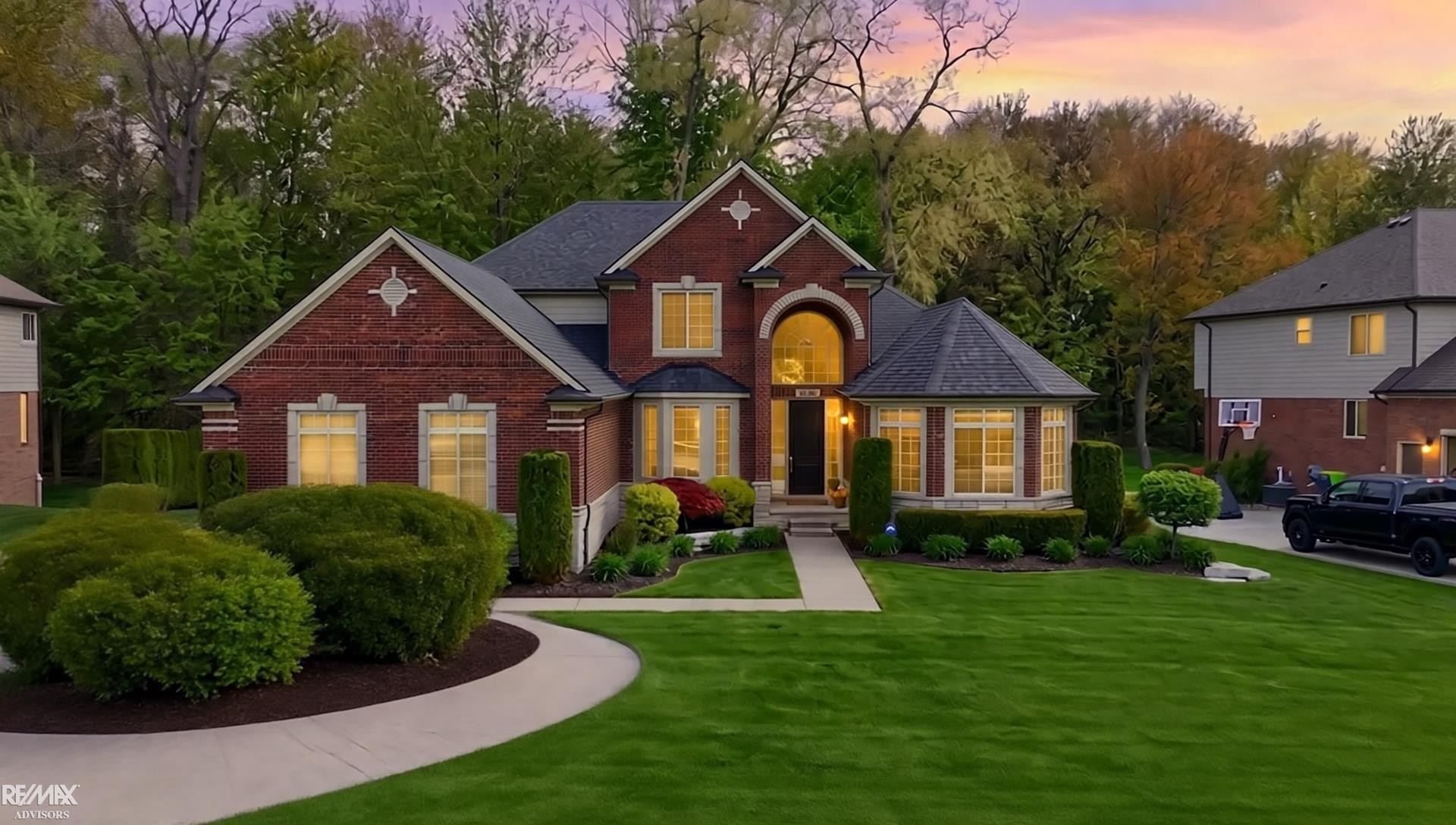 34389 Dante Drive, New Baltimore, MI 48047 — Photo 2