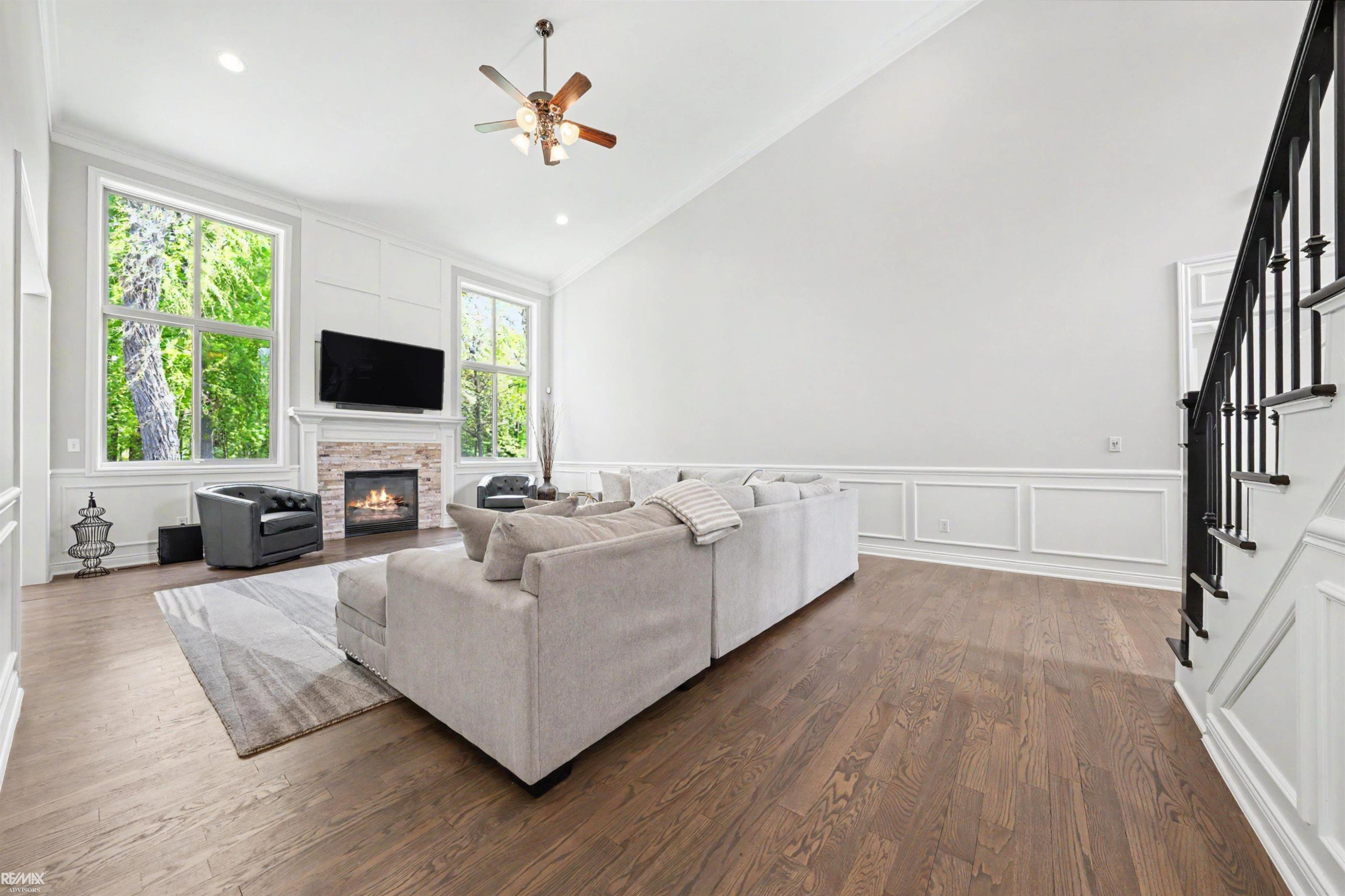 34389 Dante Drive, New Baltimore, MI 48047 — Photo 16